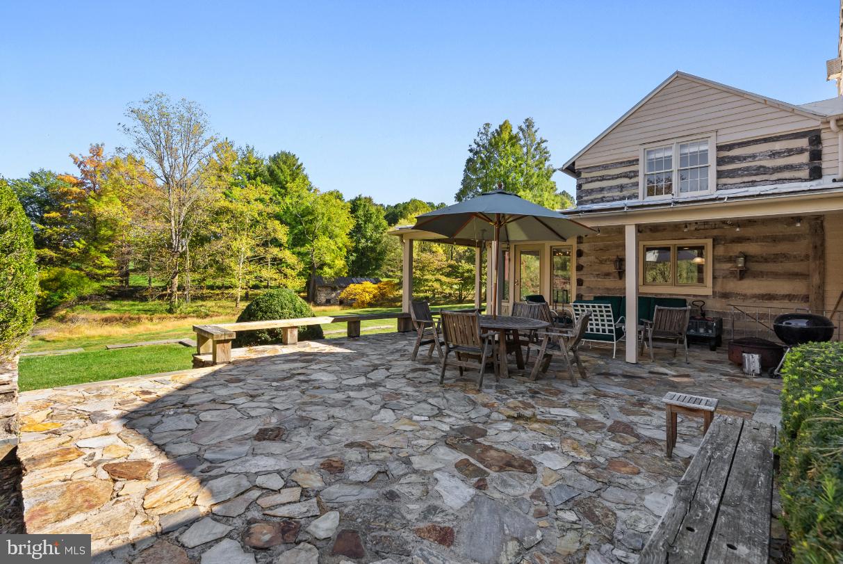 HUNTING HILL FARMS - Residential