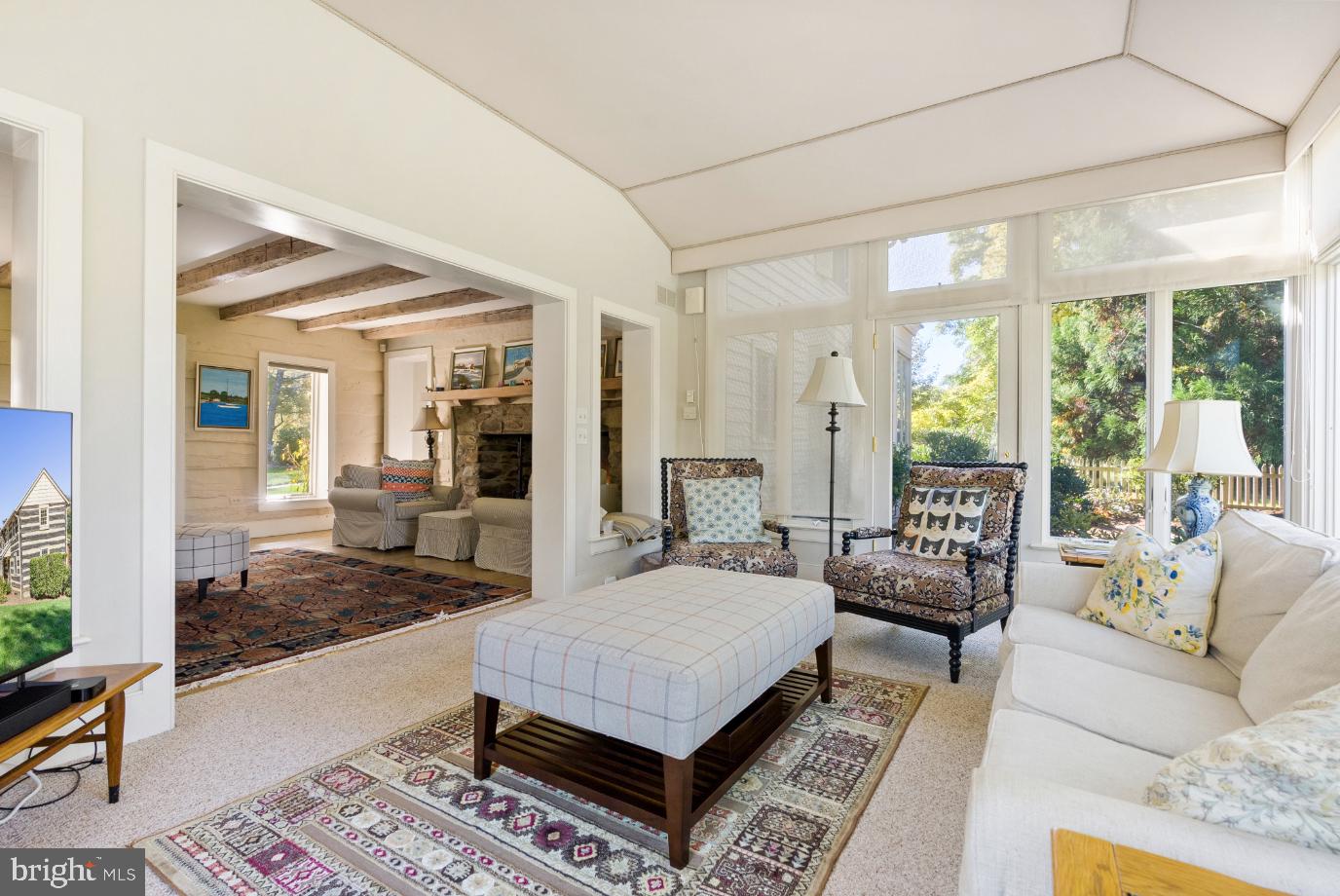 HUNTING HILL FARMS - Residential