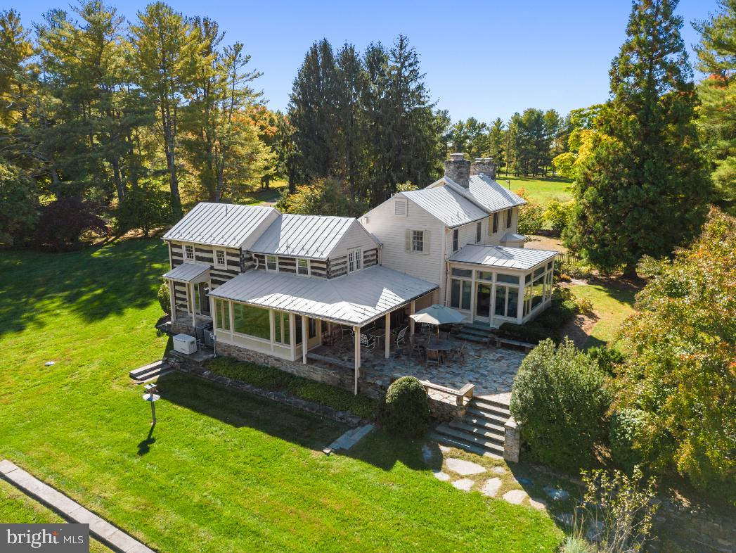 HUNTING HILL FARMS - Residential