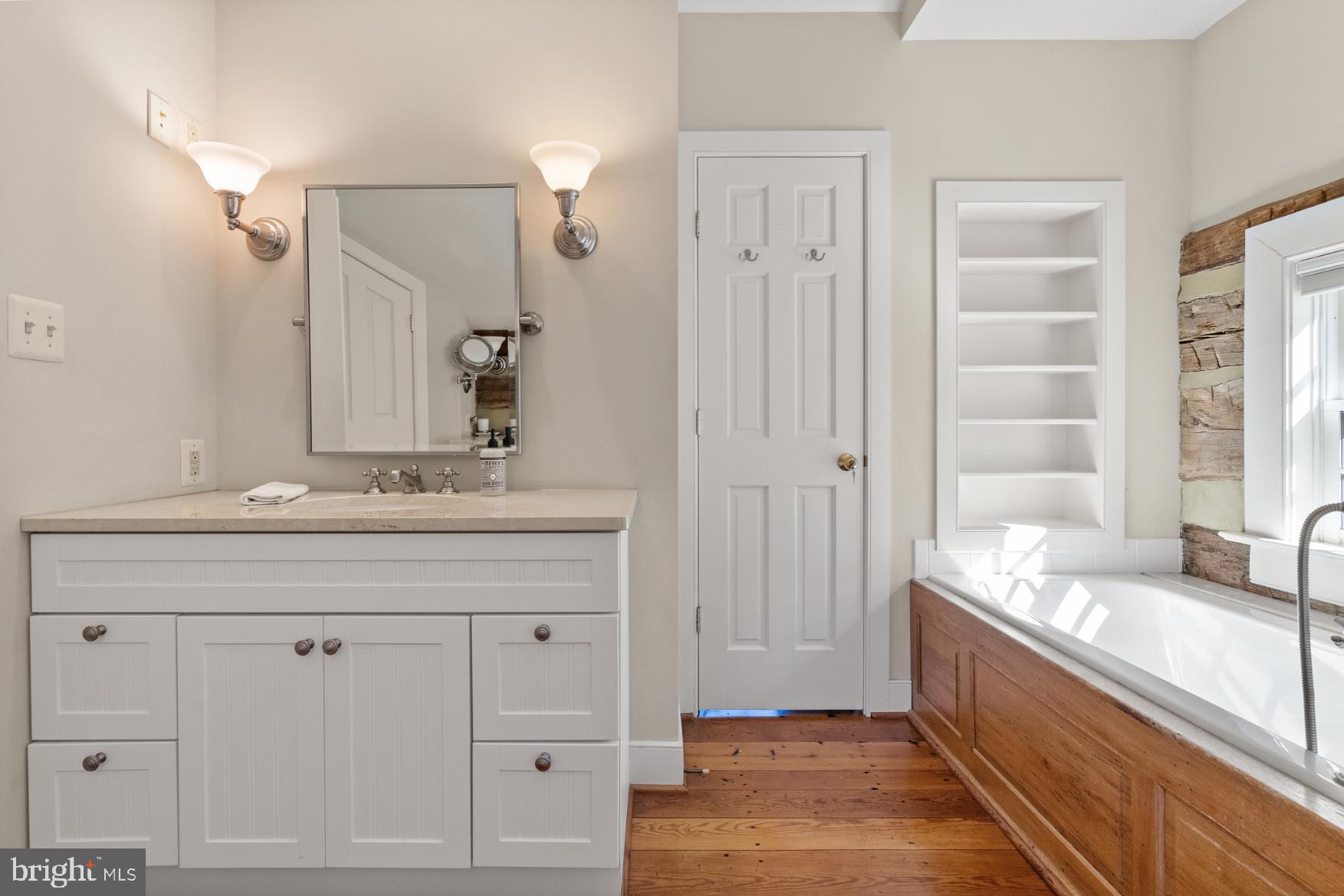 HUNTING HILL FARMS - Residential