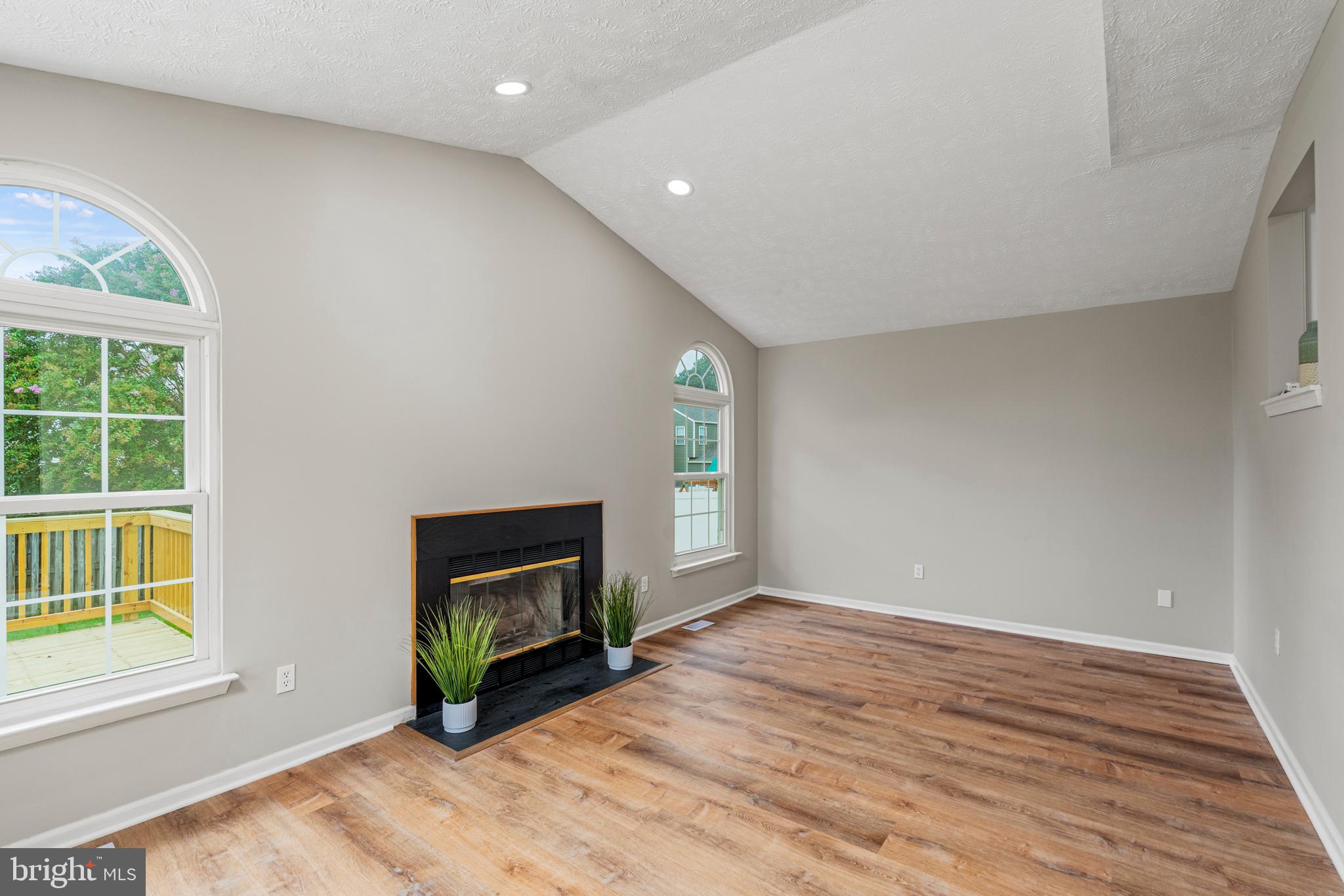 HARTING FARM - Residential