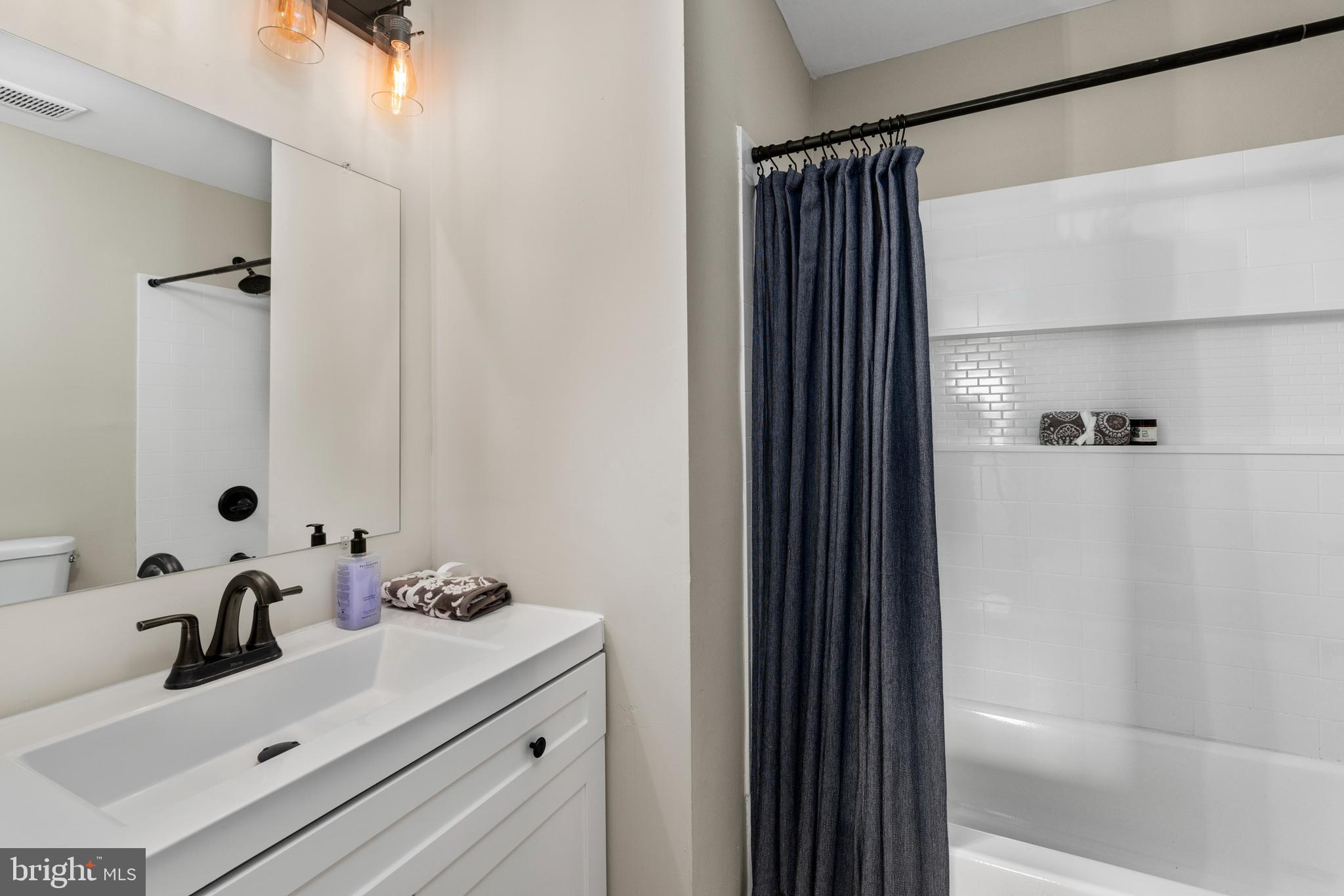 HARTING FARM - Residential