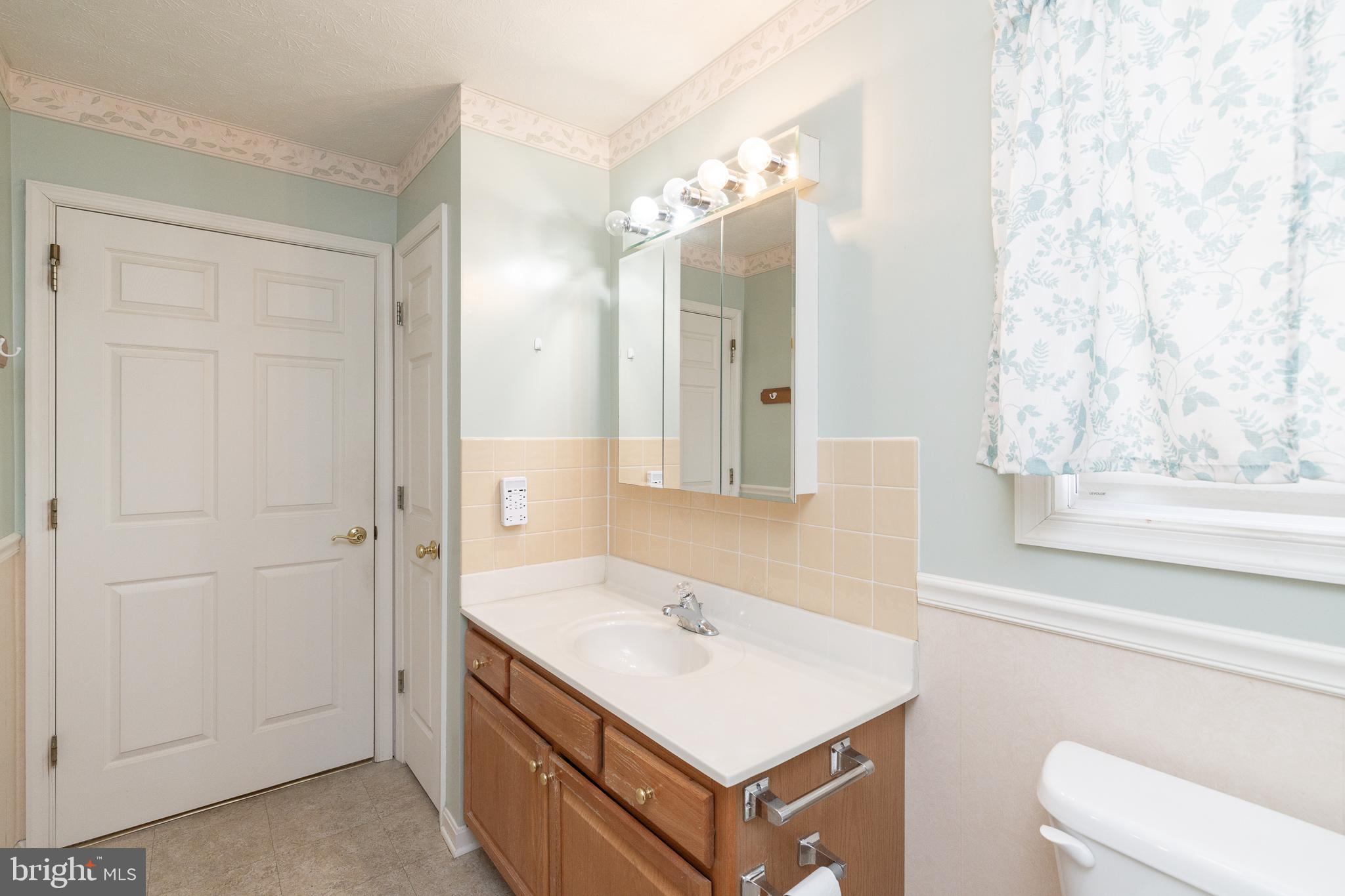 WILLOW LAWN COTTAGES - Residential