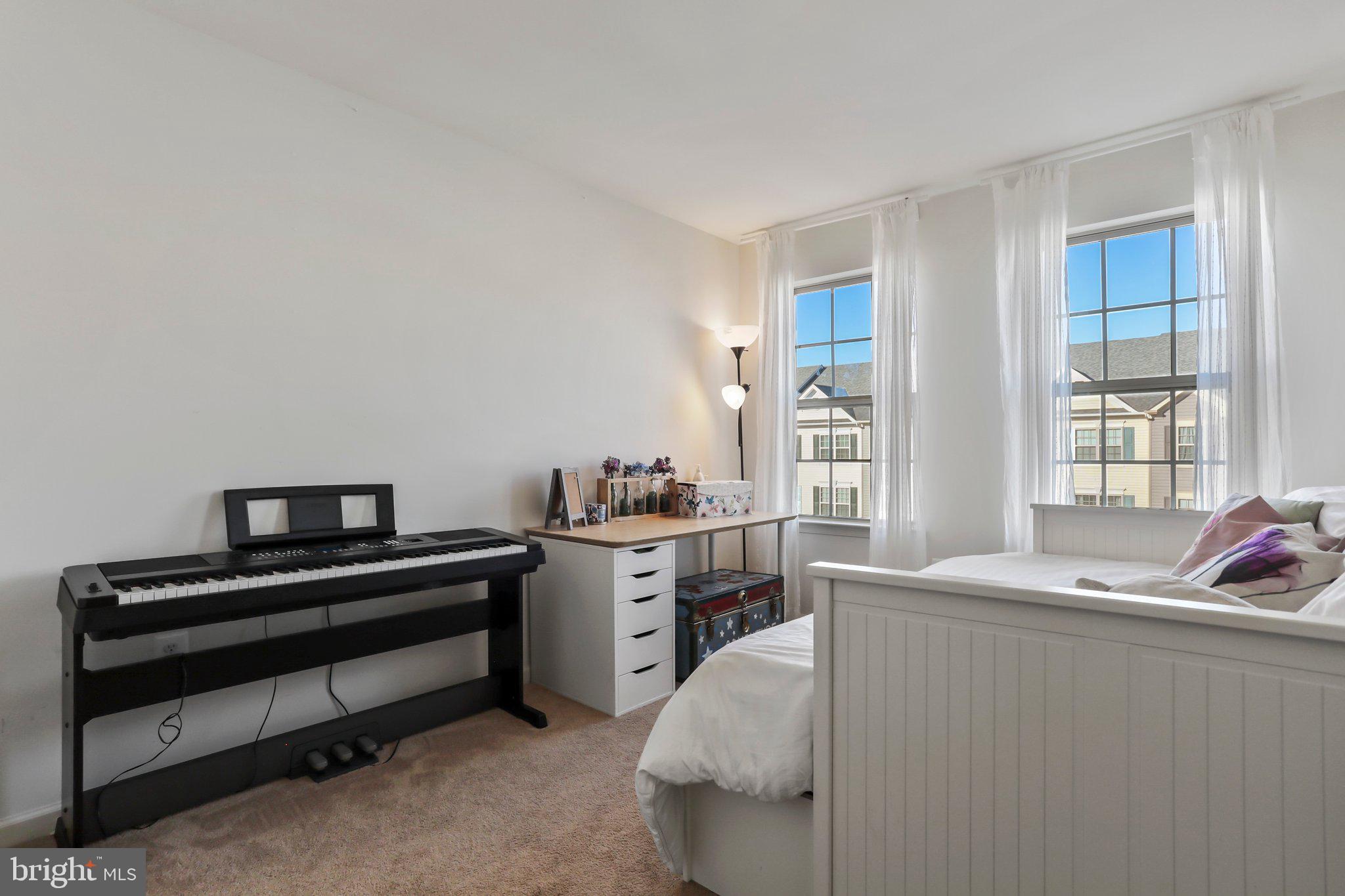 TALLYN RIDGE - Residential Lease