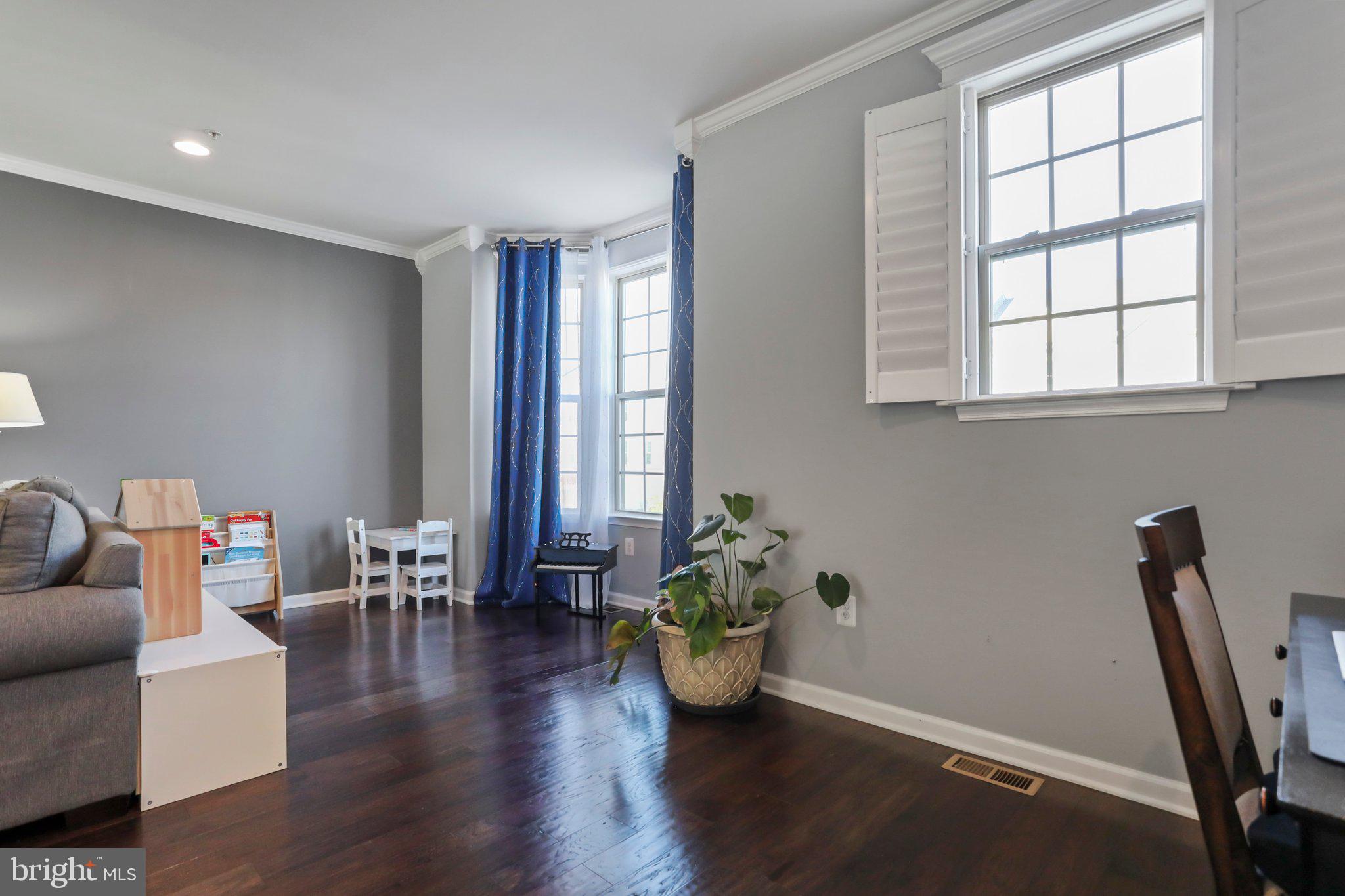 TALLYN RIDGE - Residential Lease