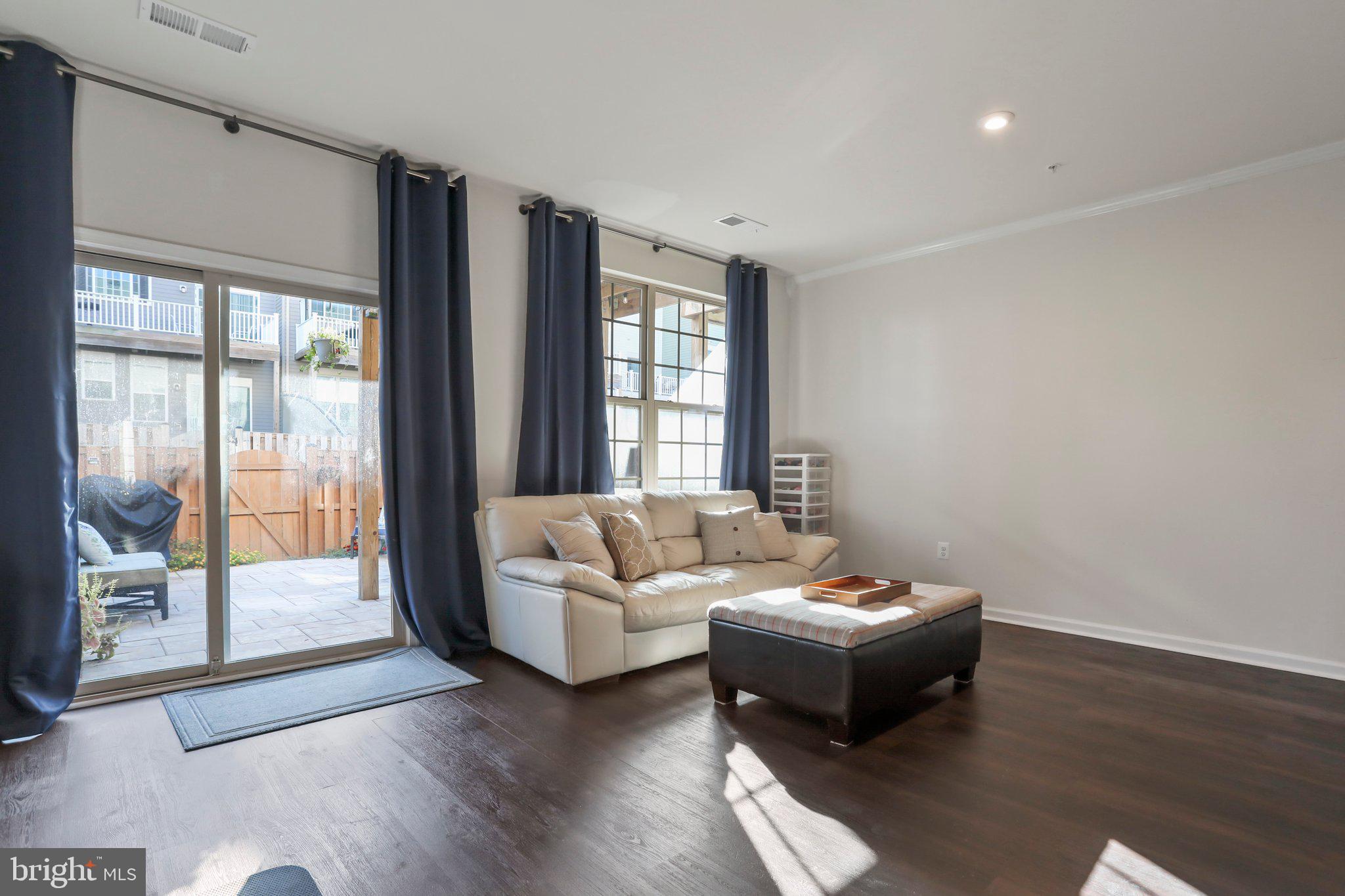 TALLYN RIDGE - Residential Lease