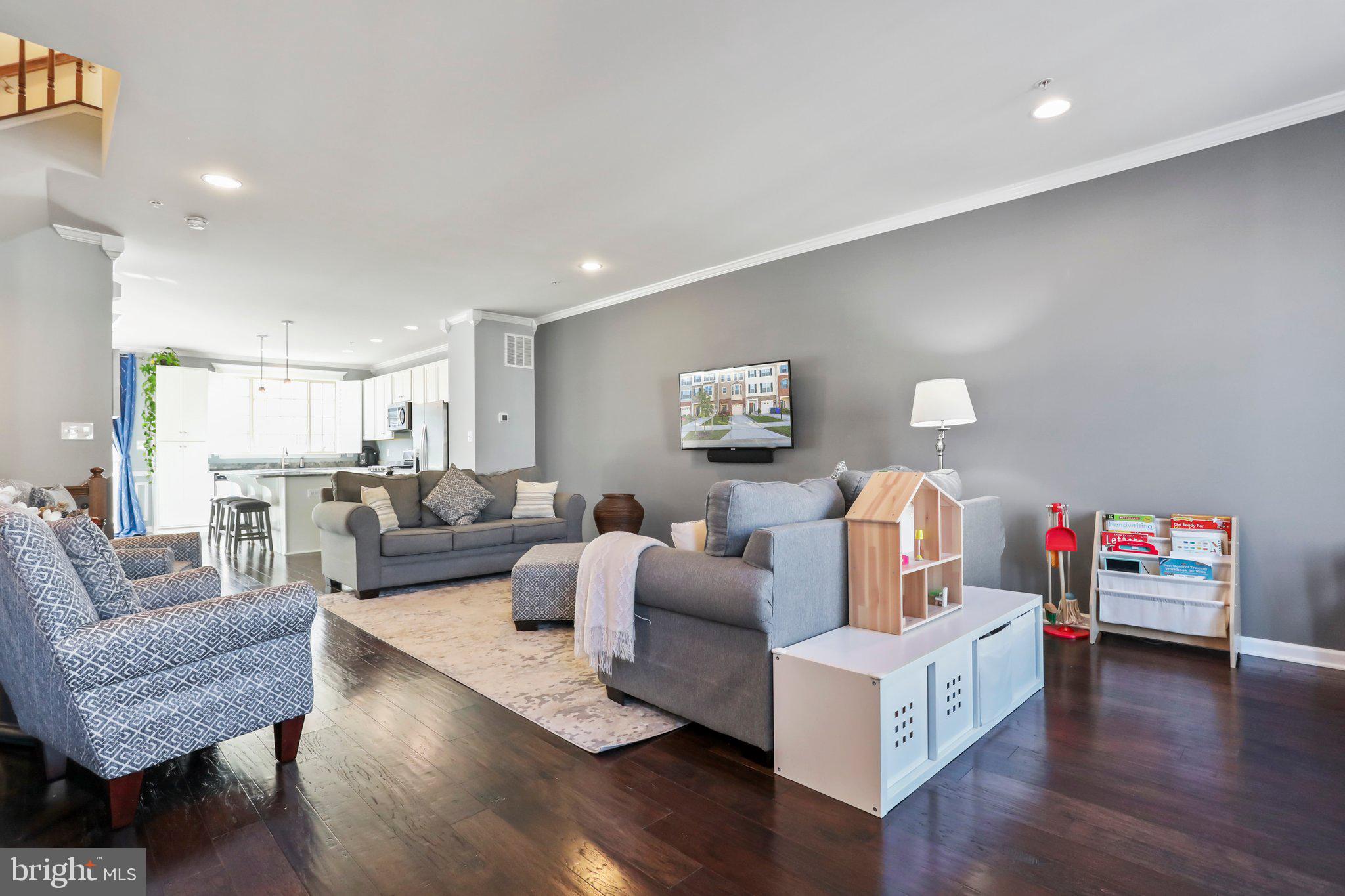 TALLYN RIDGE - Residential Lease