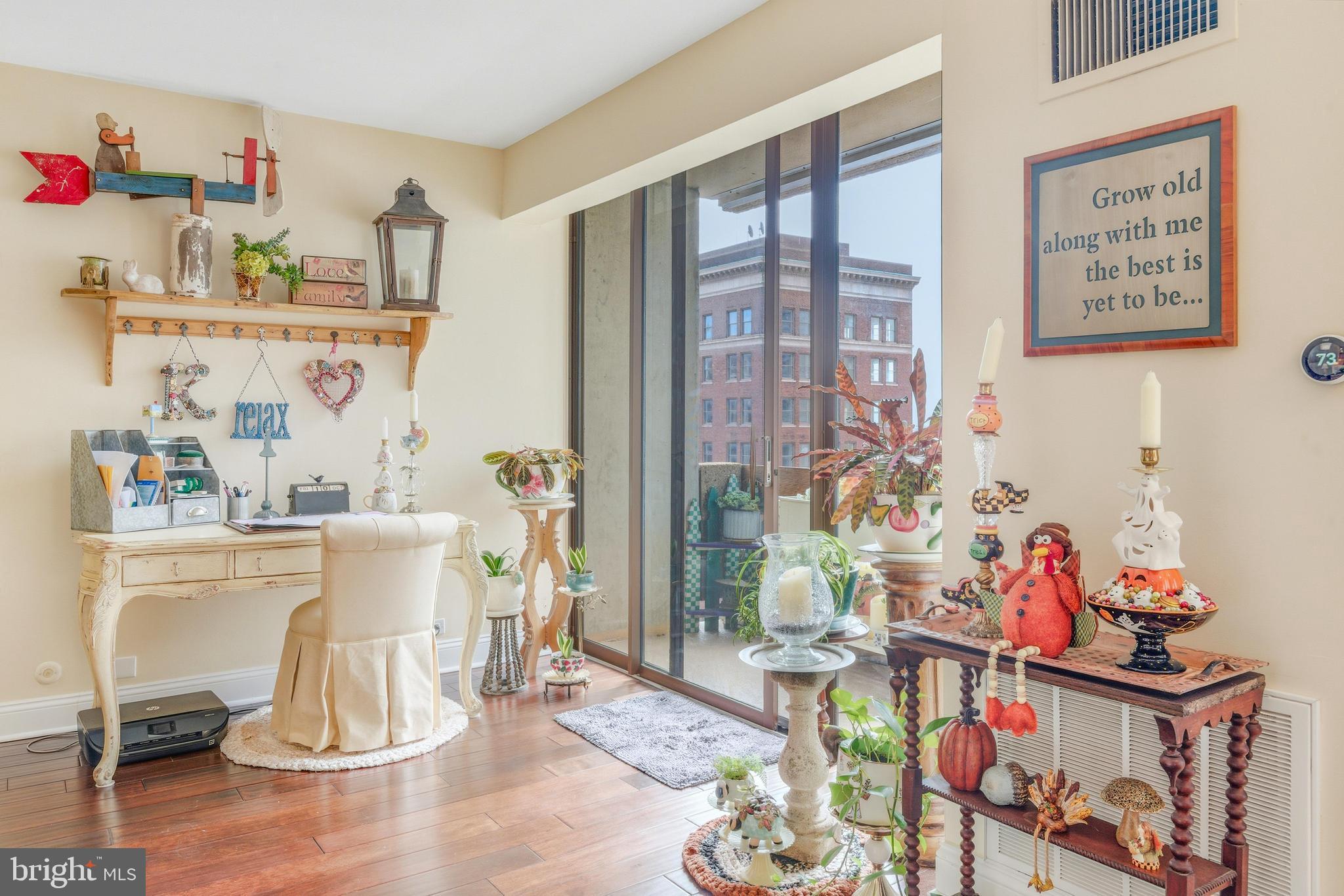 AVENUE OF THE ARTS - Residential