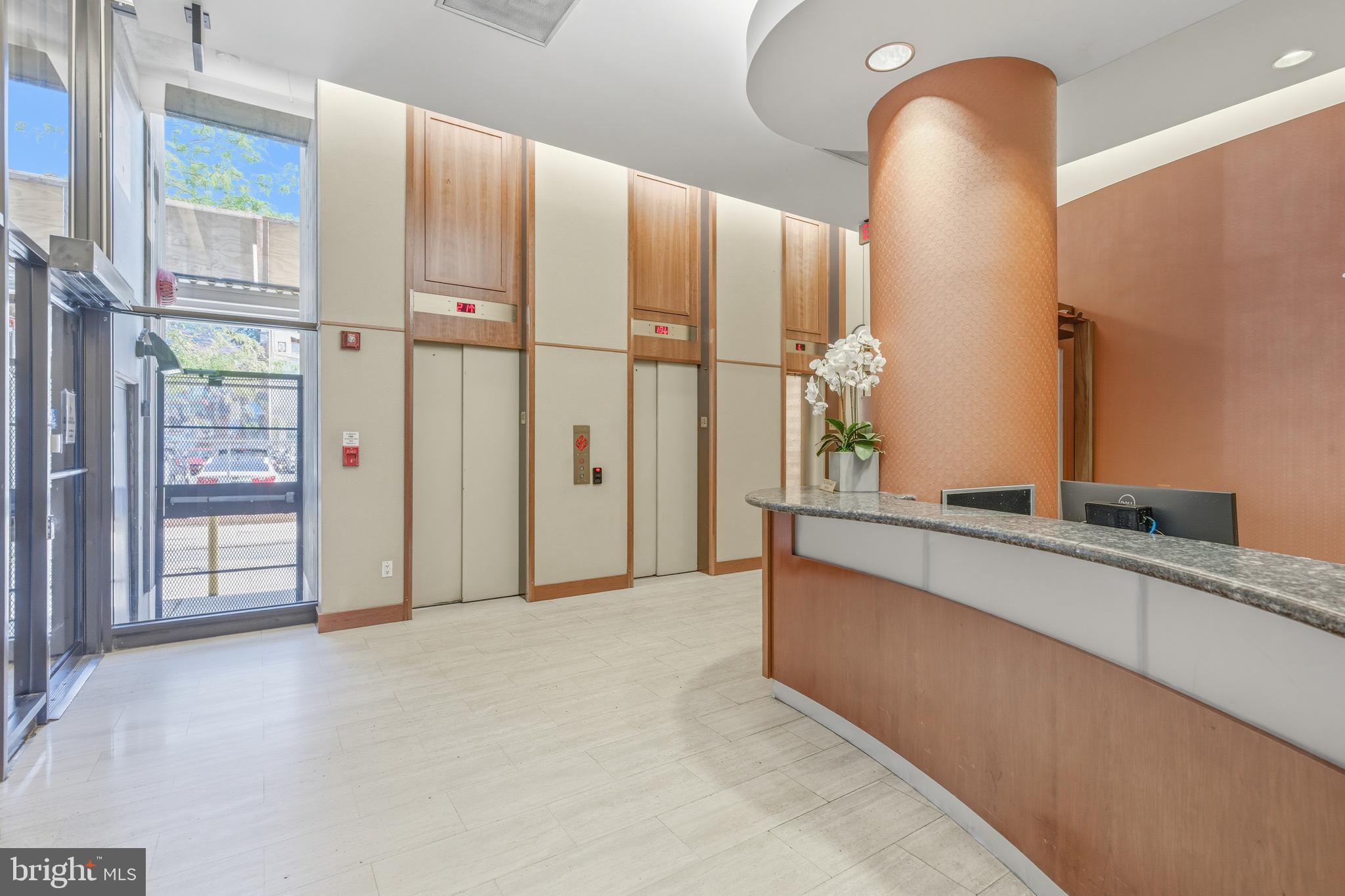 AVENUE OF THE ARTS - Residential