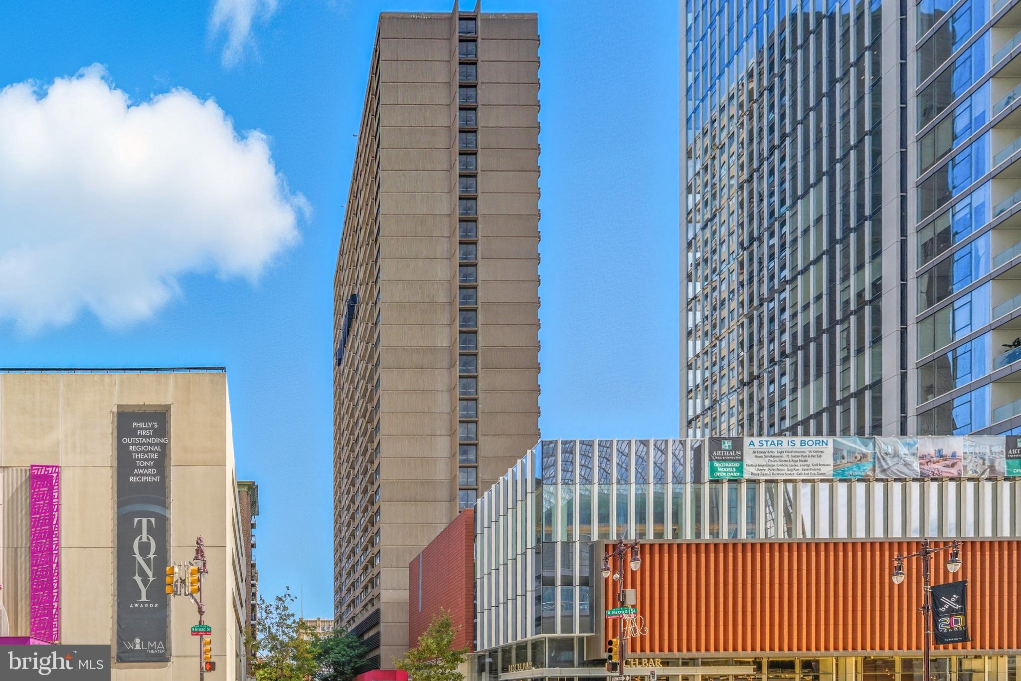 AVENUE OF THE ARTS - Residential