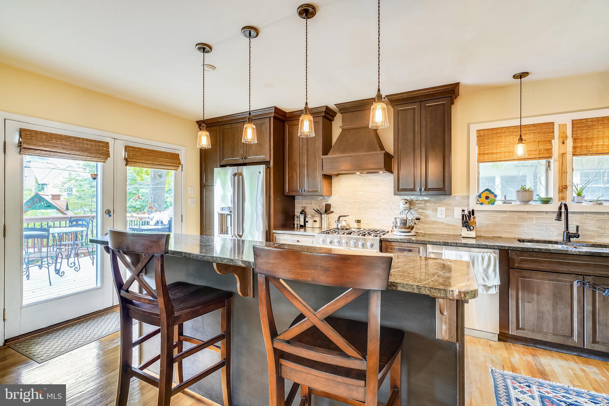 MOUNT WASHINGTON - Residential