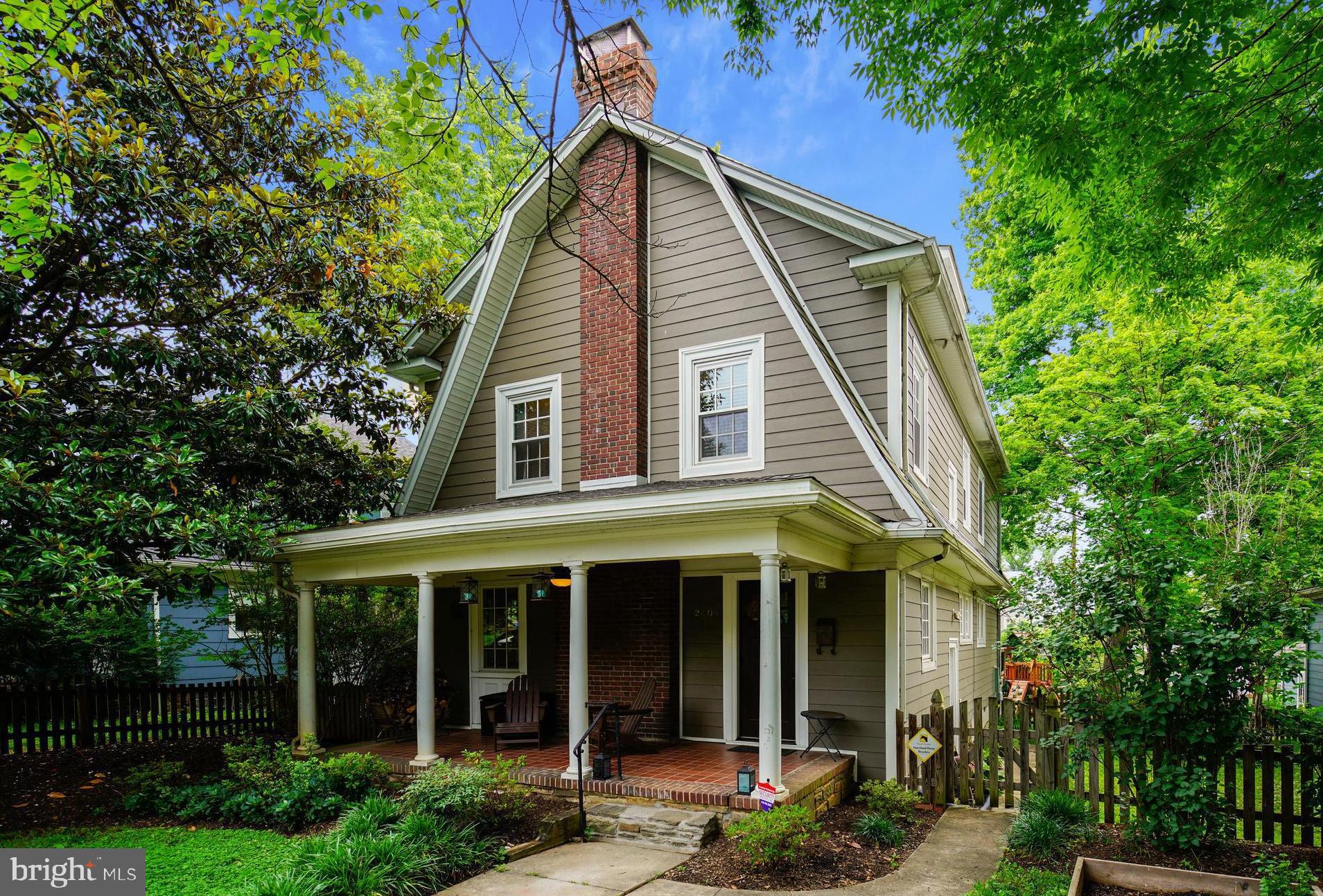 MOUNT WASHINGTON - Residential