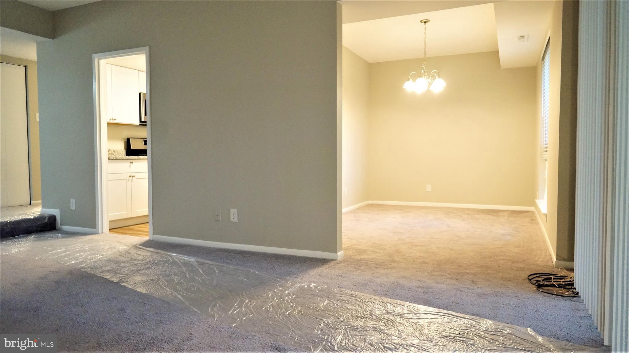 HUNTERS WOODS VILLAGE - Residential