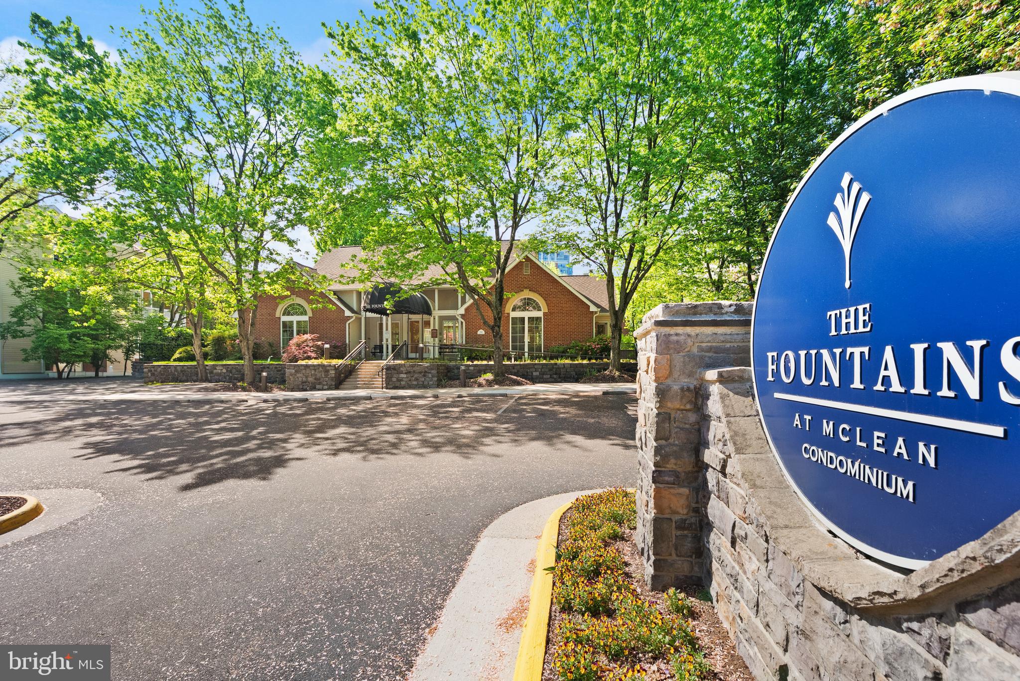 FOUNTAINS AT MCLEAN - Residential
