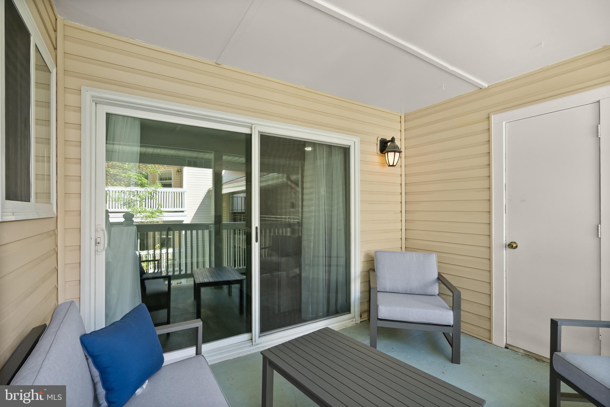 FOUNTAINS AT MCLEAN - Residential