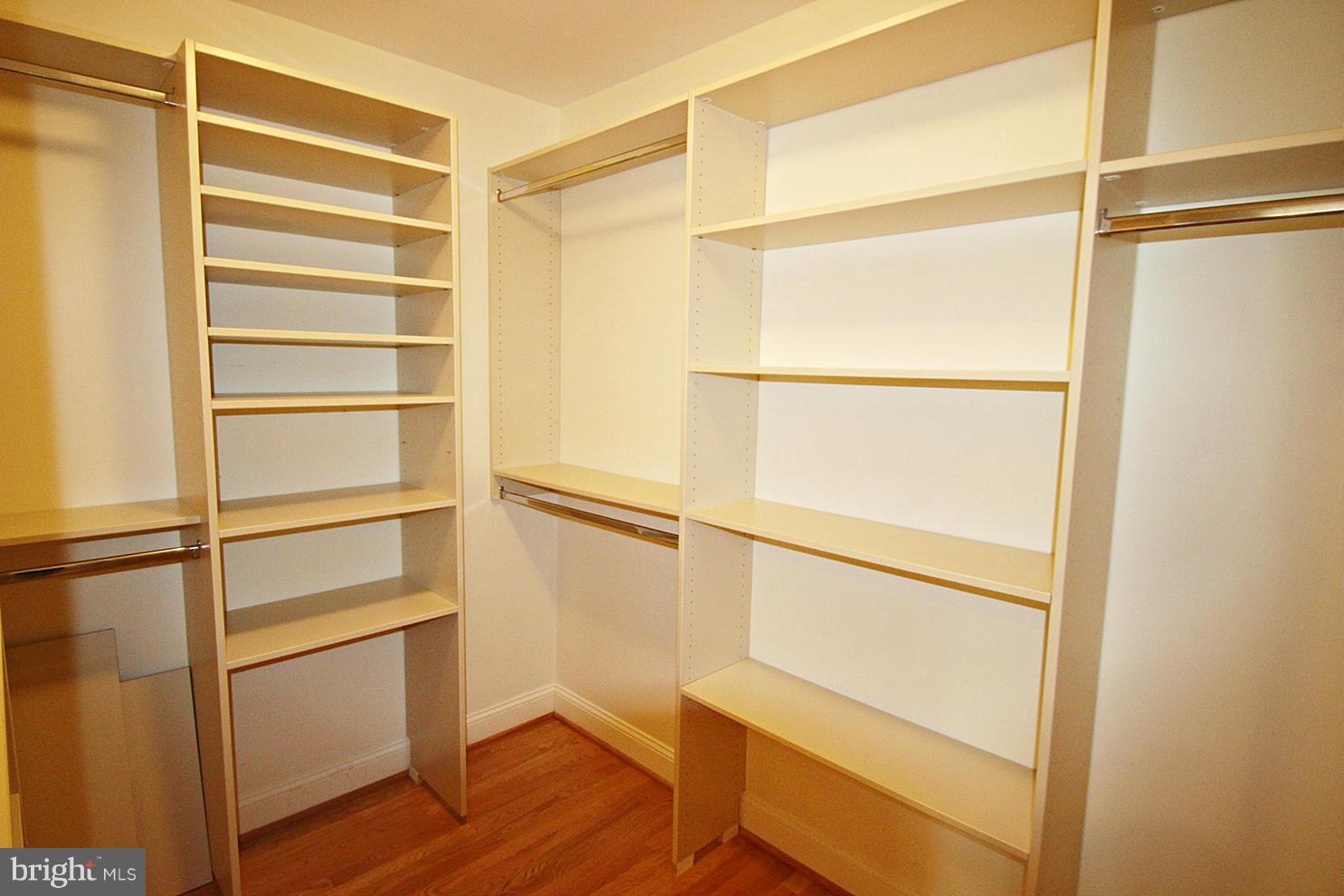 VALE PARK WEST - Residential