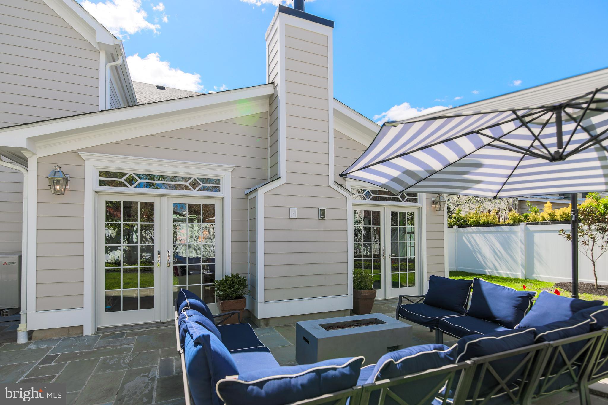 JEFFERSON PARK - Residential