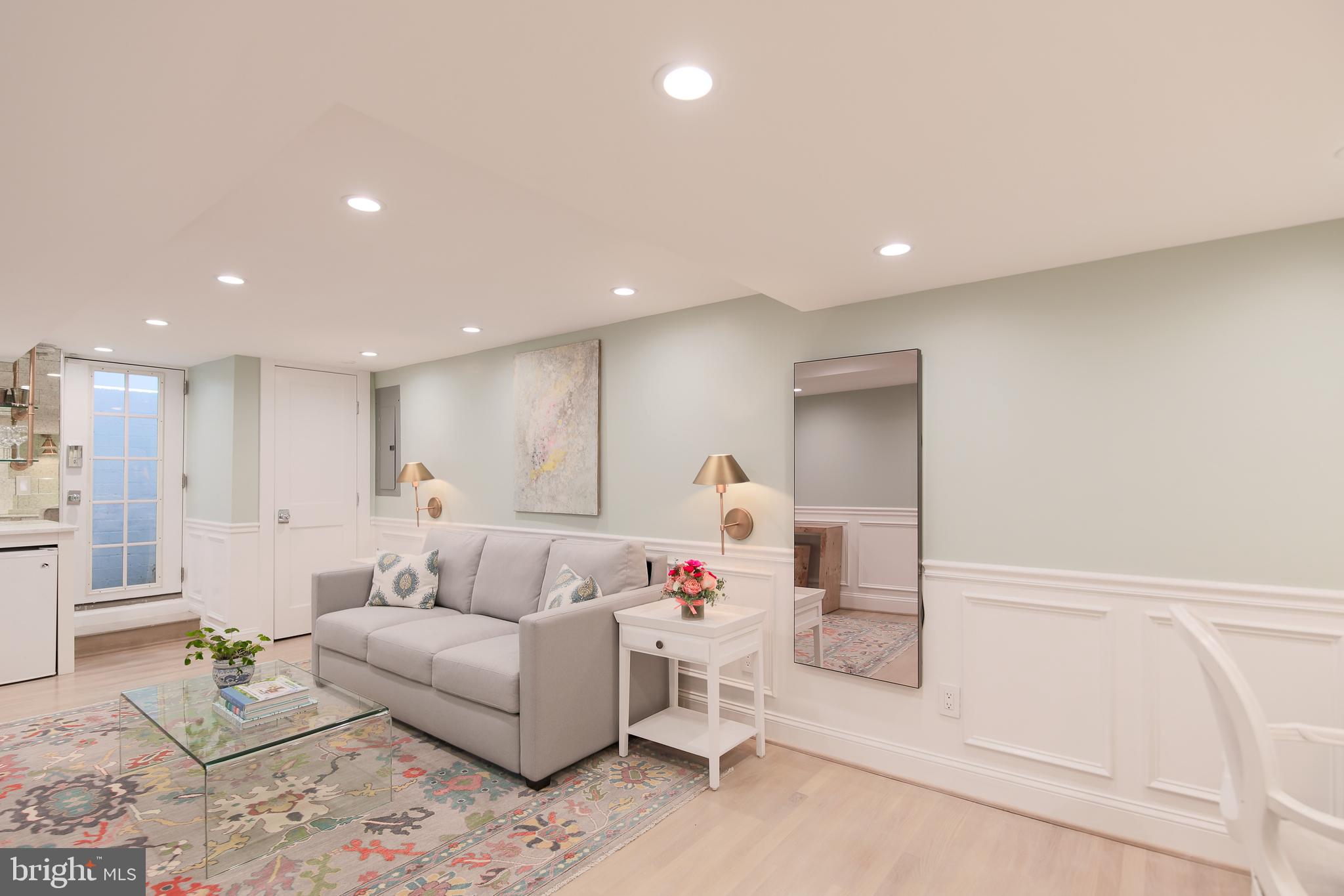 JEFFERSON PARK - Residential