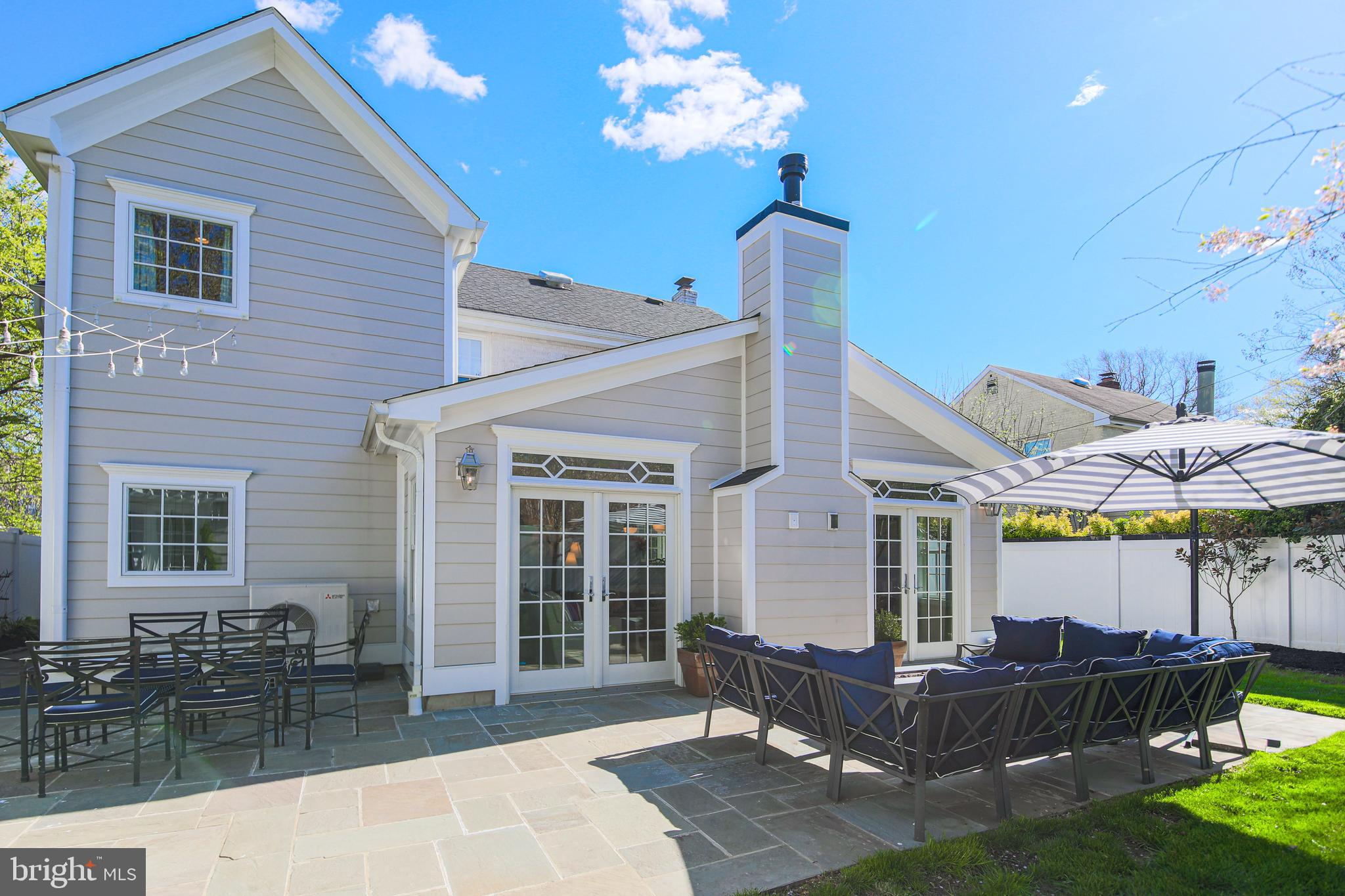 JEFFERSON PARK - Residential