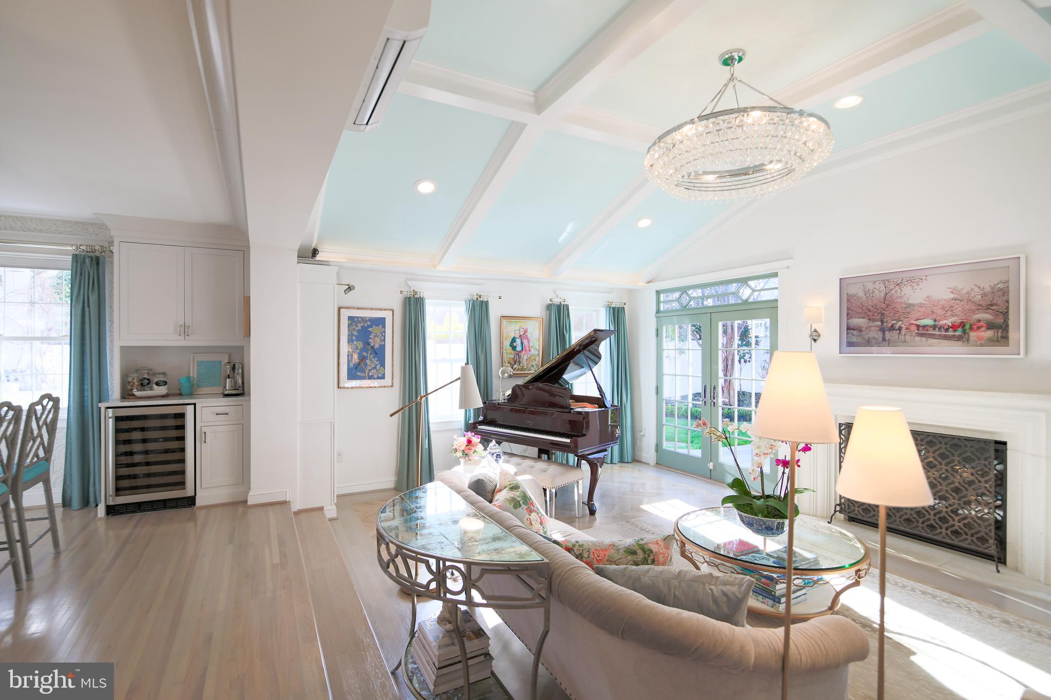 JEFFERSON PARK - Residential