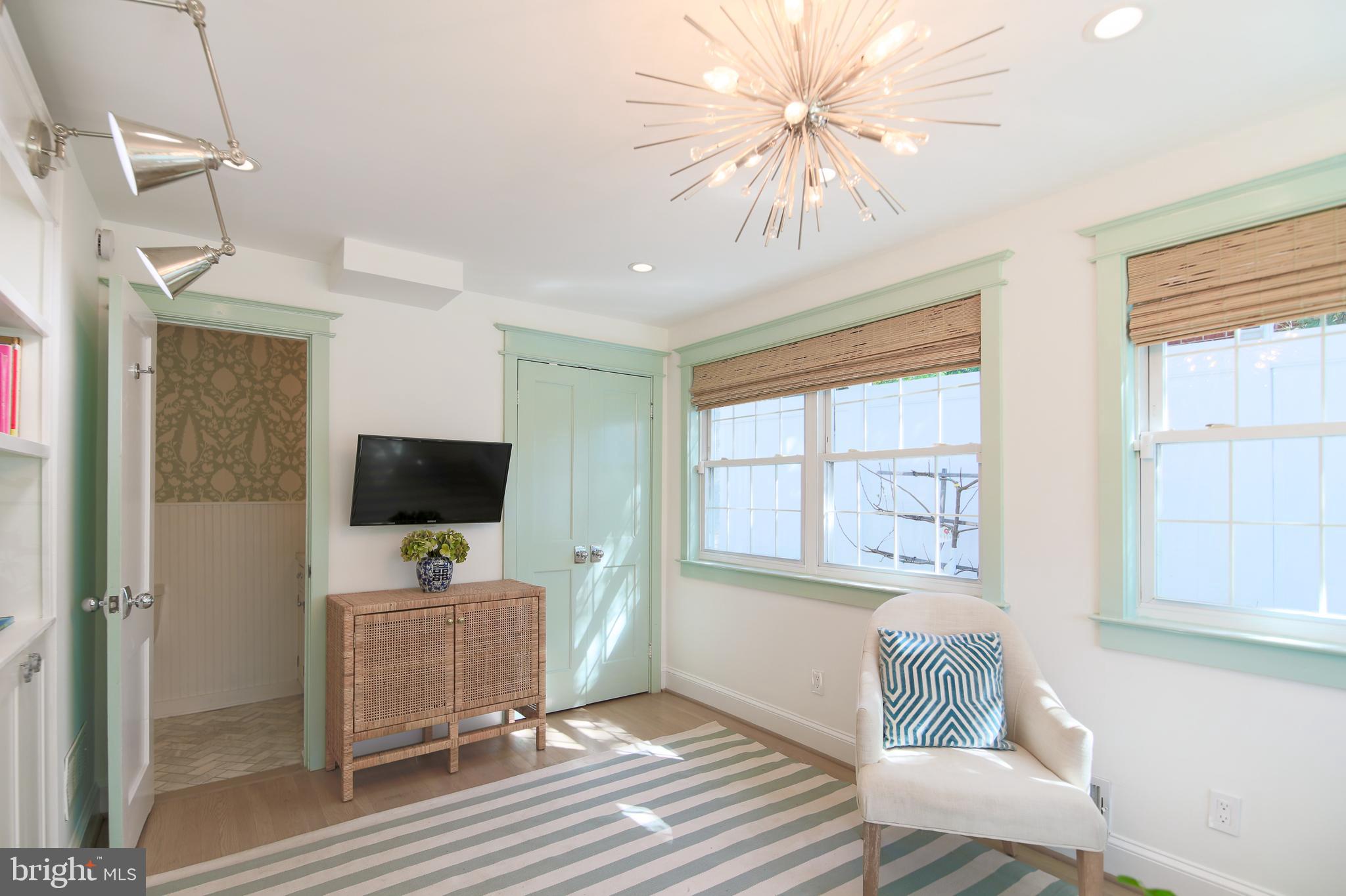 JEFFERSON PARK - Residential