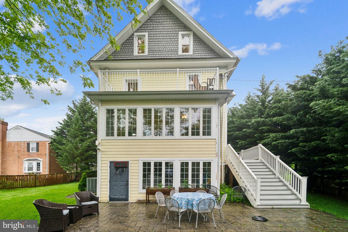 WEST TOWSON - Residential