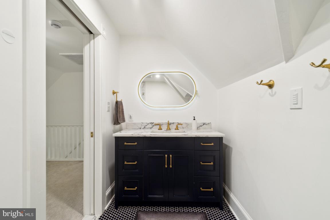 WEST TOWSON - Residential