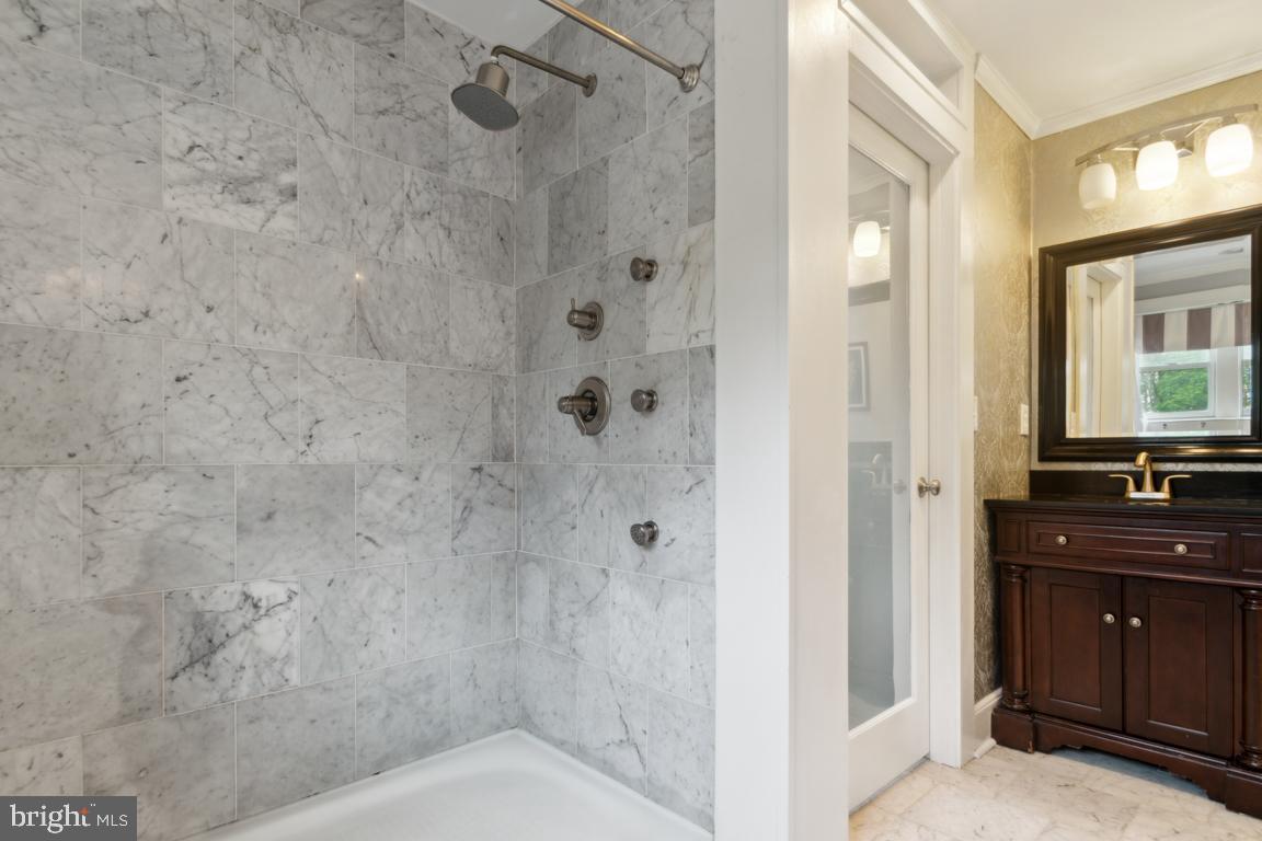 WEST TOWSON - Residential