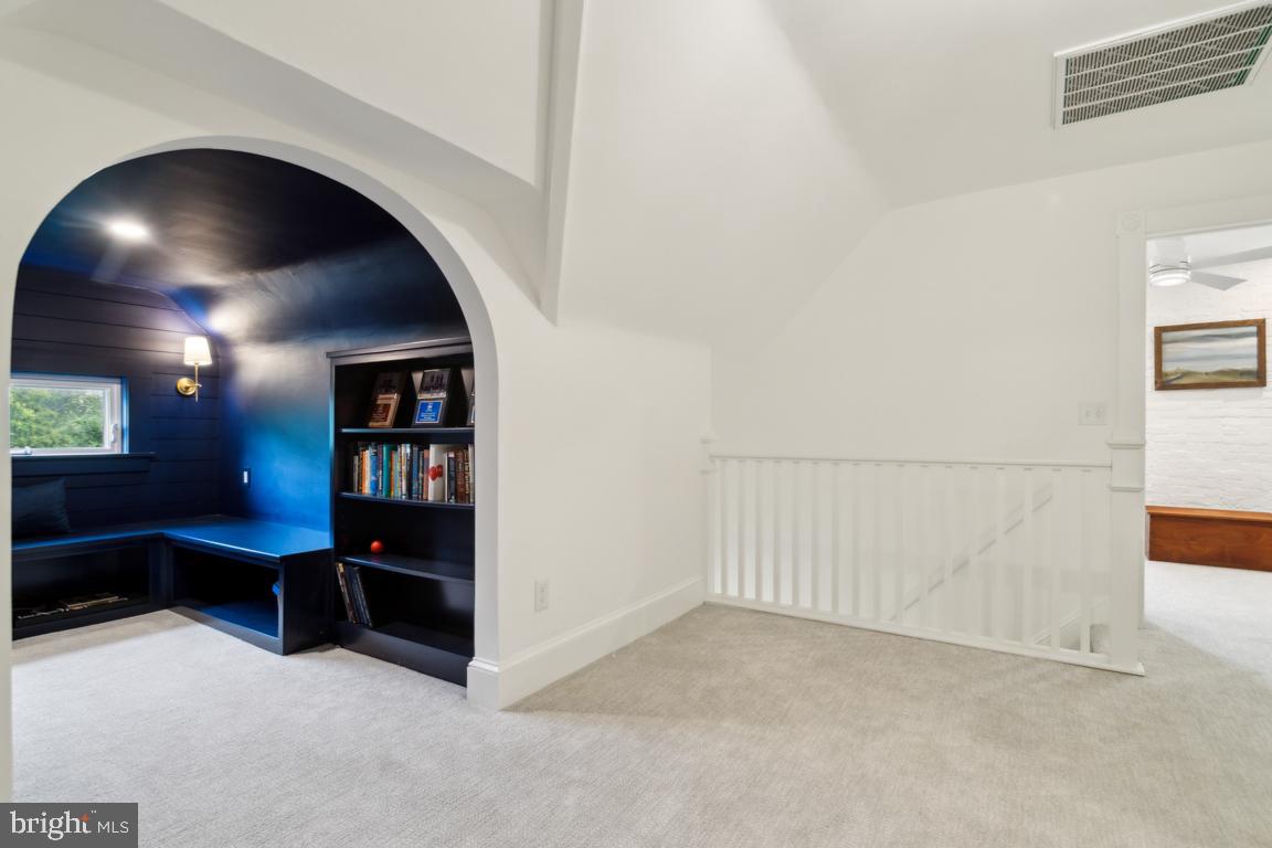 WEST TOWSON - Residential