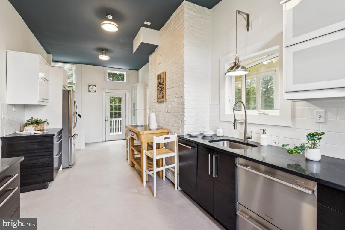 WEST TOWSON - Residential