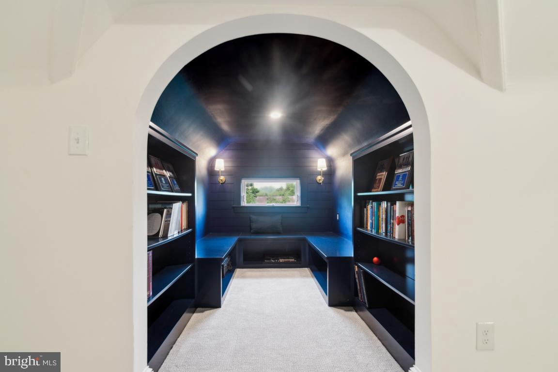 WEST TOWSON - Residential