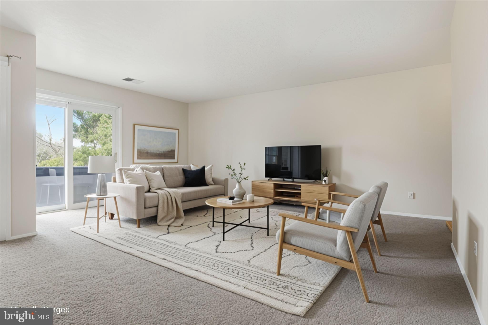 PINES CONDOMINIUM - Residential