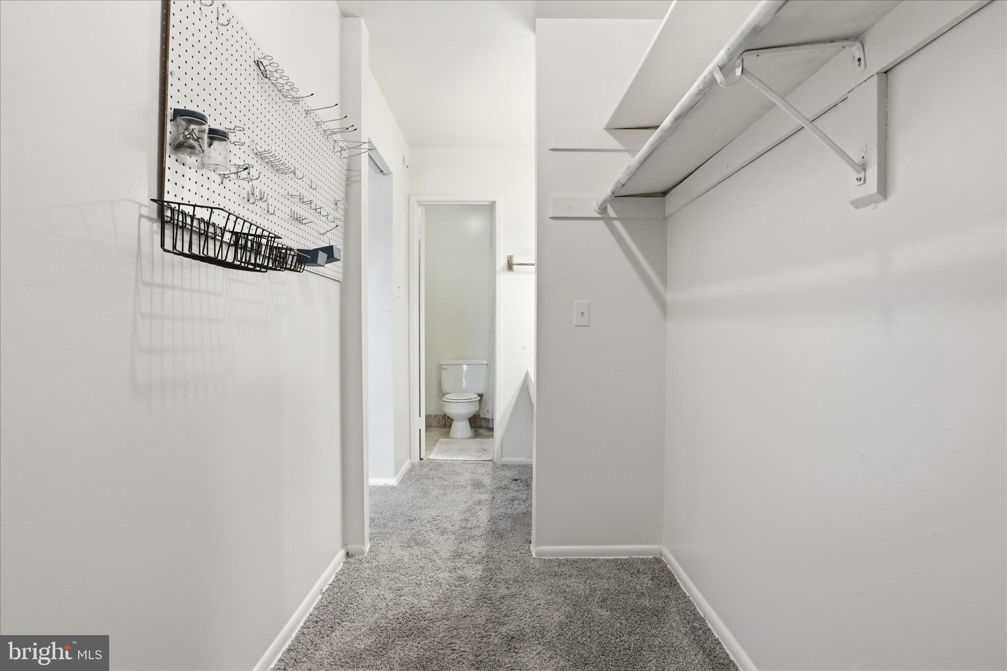 PINES CONDOMINIUM - Residential
