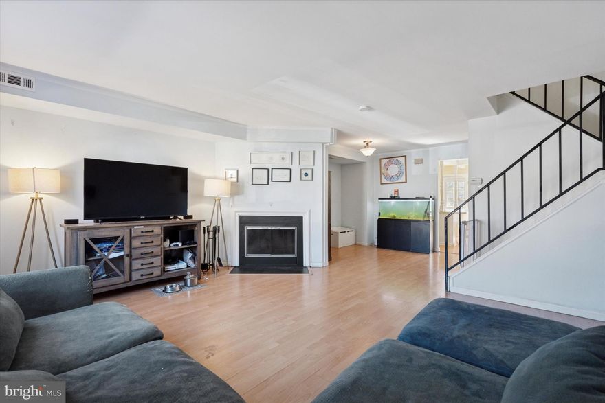 Welcome to 4110 Salford Court! This spacious 3-bedroom, 1.5-bathroom townhome offers incredible value with no HOA—meaning no extra fees or restrictive rules! Step inside and head upstairs, where you'll be impressed by the large living room, perfect for relaxing or entertaining. The kitchen features a stylish island with seating, ideal for casual meals or gatherings. Just off the kitchen, enjoy a private balcony, the perfect spot for morning coffee or unwinding with friends and family during the warmer months. Downstairs, you'll find a versatile ground-level space that can serve as a family room, office, or personal retreat. This level also includes a laundry room, powder room, and access to the fenced backyard—perfect for hosting outdoor get-togethers. Plus, the convenience of a one-car garage provides extra storage and parking. The upper level features three generously sized bedrooms, each with ample closet space. The primary bedroom boasts a walk-in closet, while the full bathroom includes a double vanity for added convenience. Don't miss out on this fantastic opportunity to own a spacious, well-appointed home with no HOA fees! Schedule your tour today!