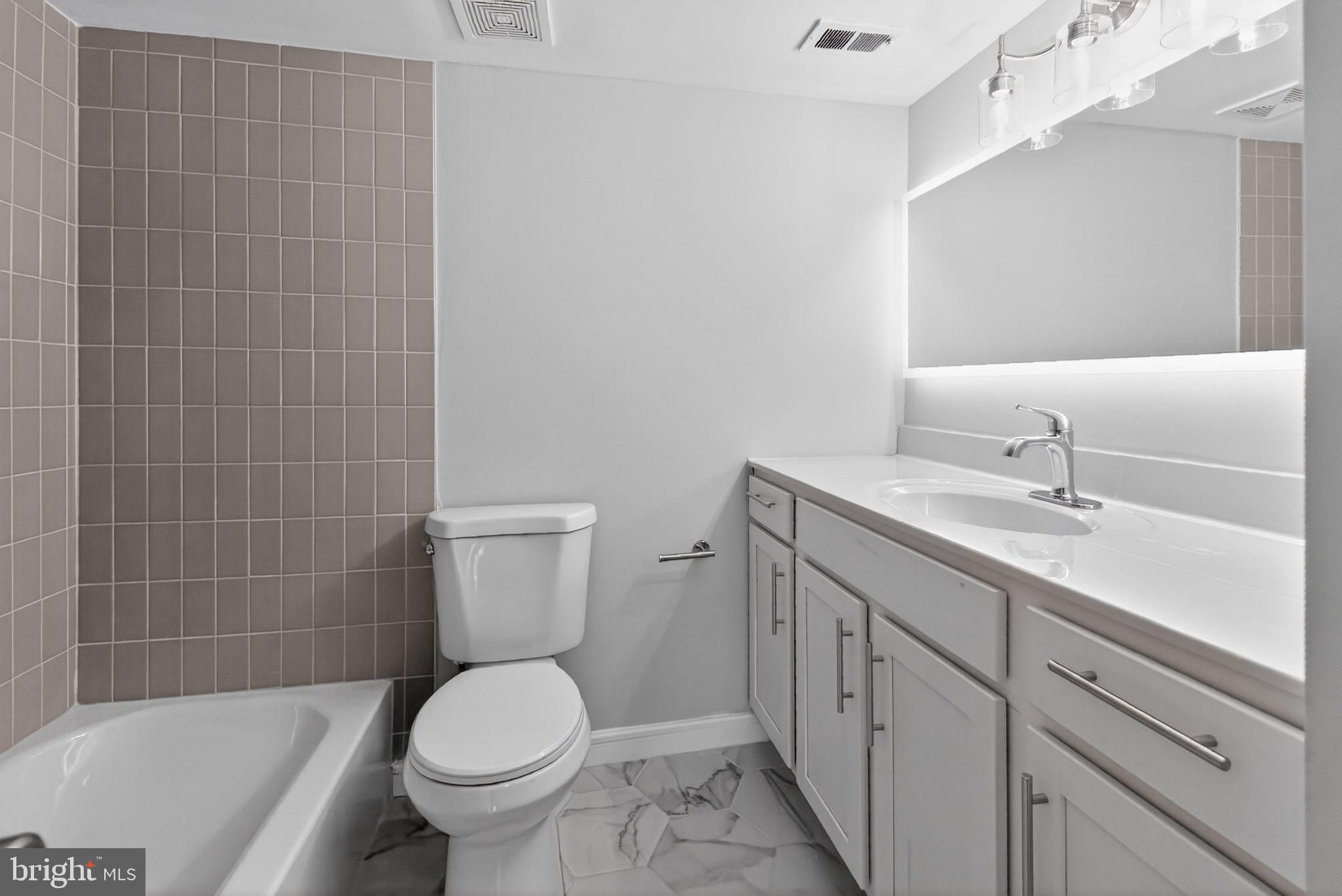 GREENBRIAR CONDO PHASE I - Residential