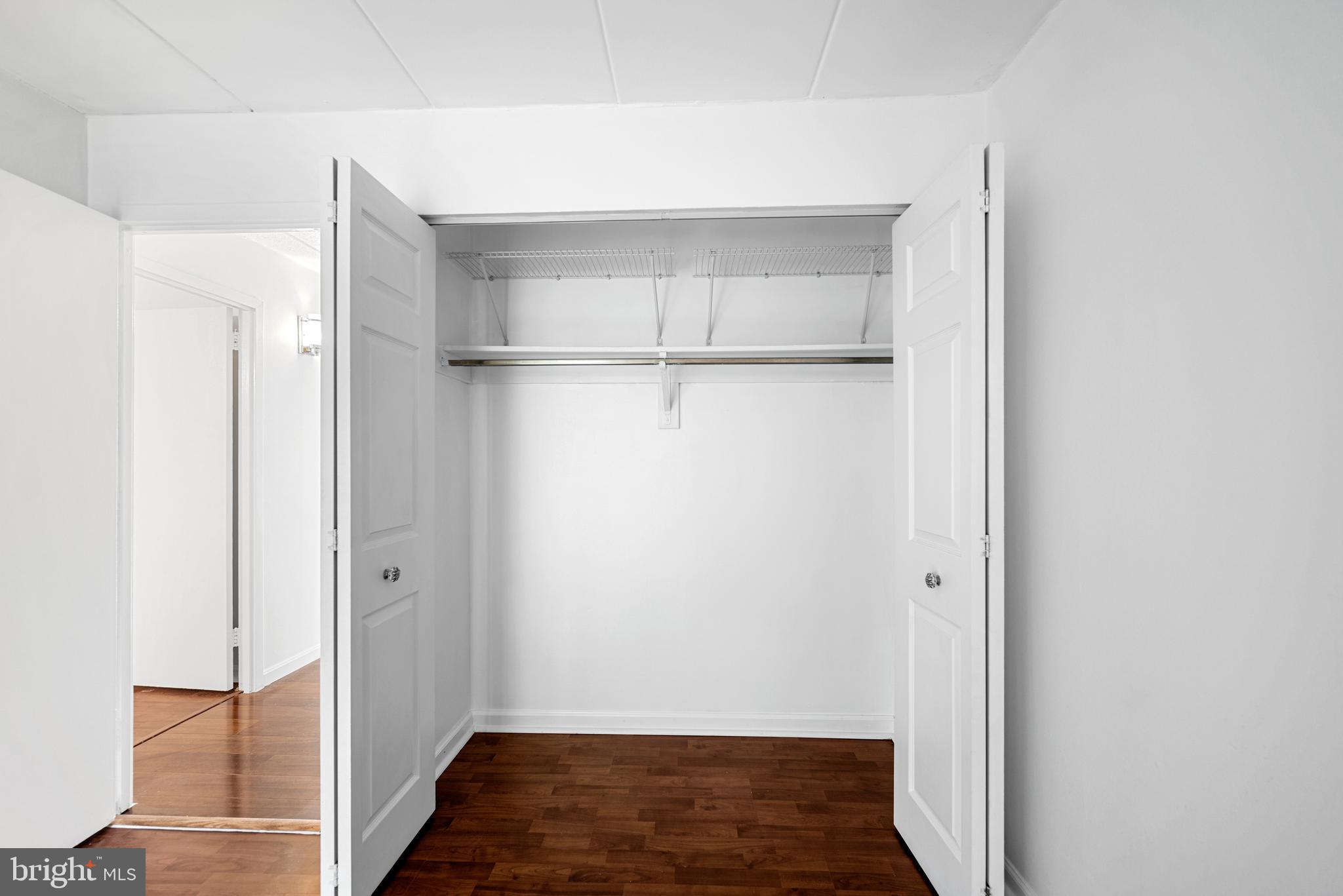 HUNTINGTON CLUB - Residential Lease