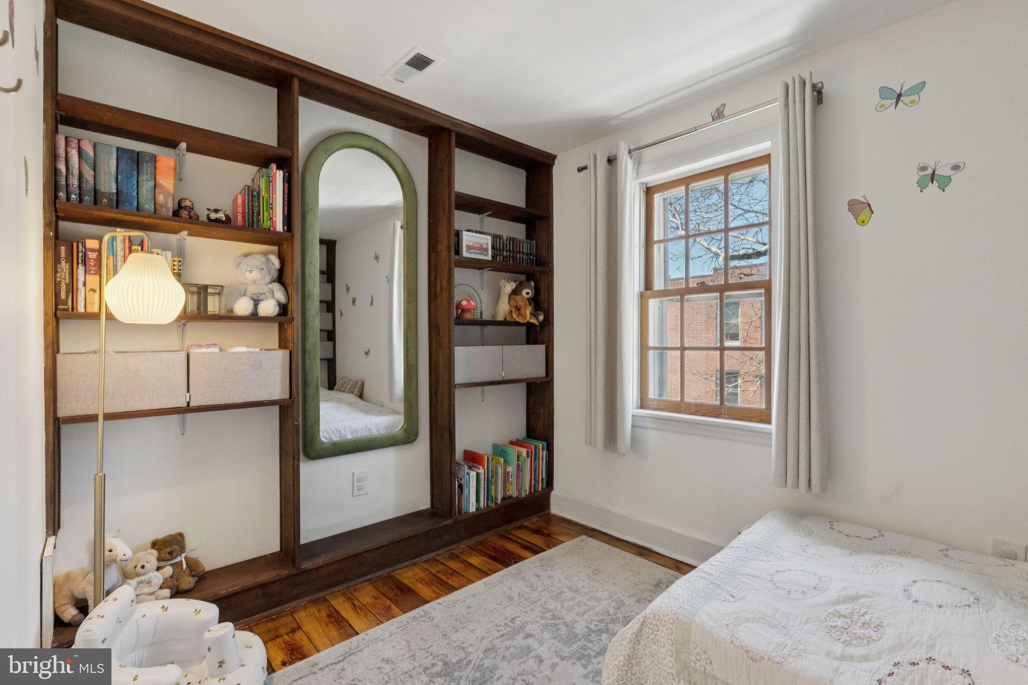 GRADUATE HOSPITAL - Residential