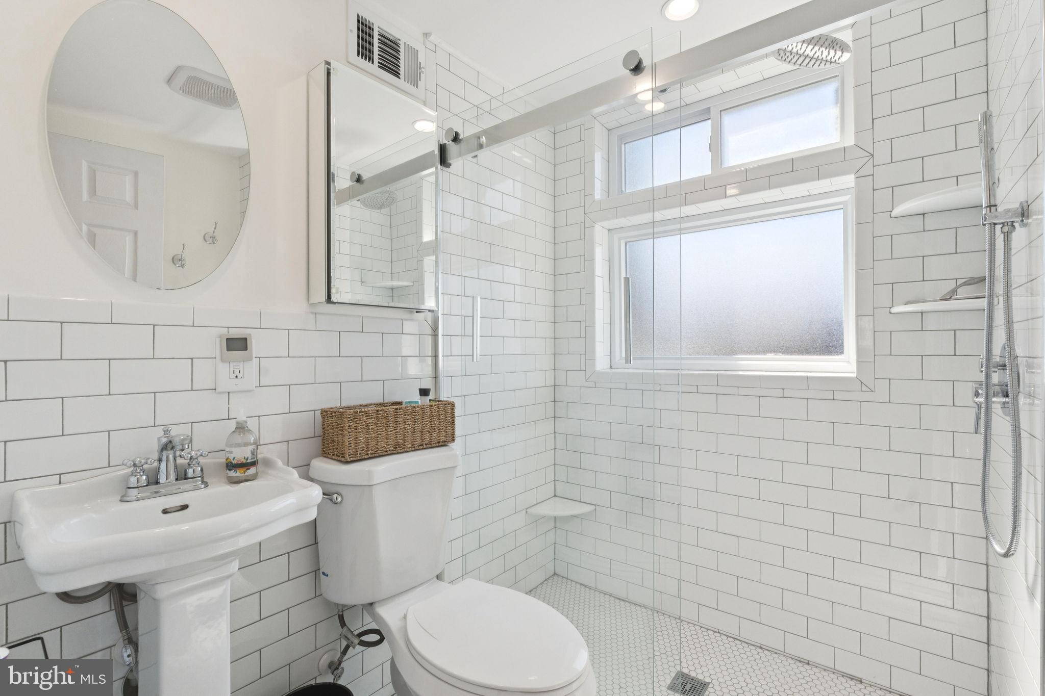 GRADUATE HOSPITAL - Residential