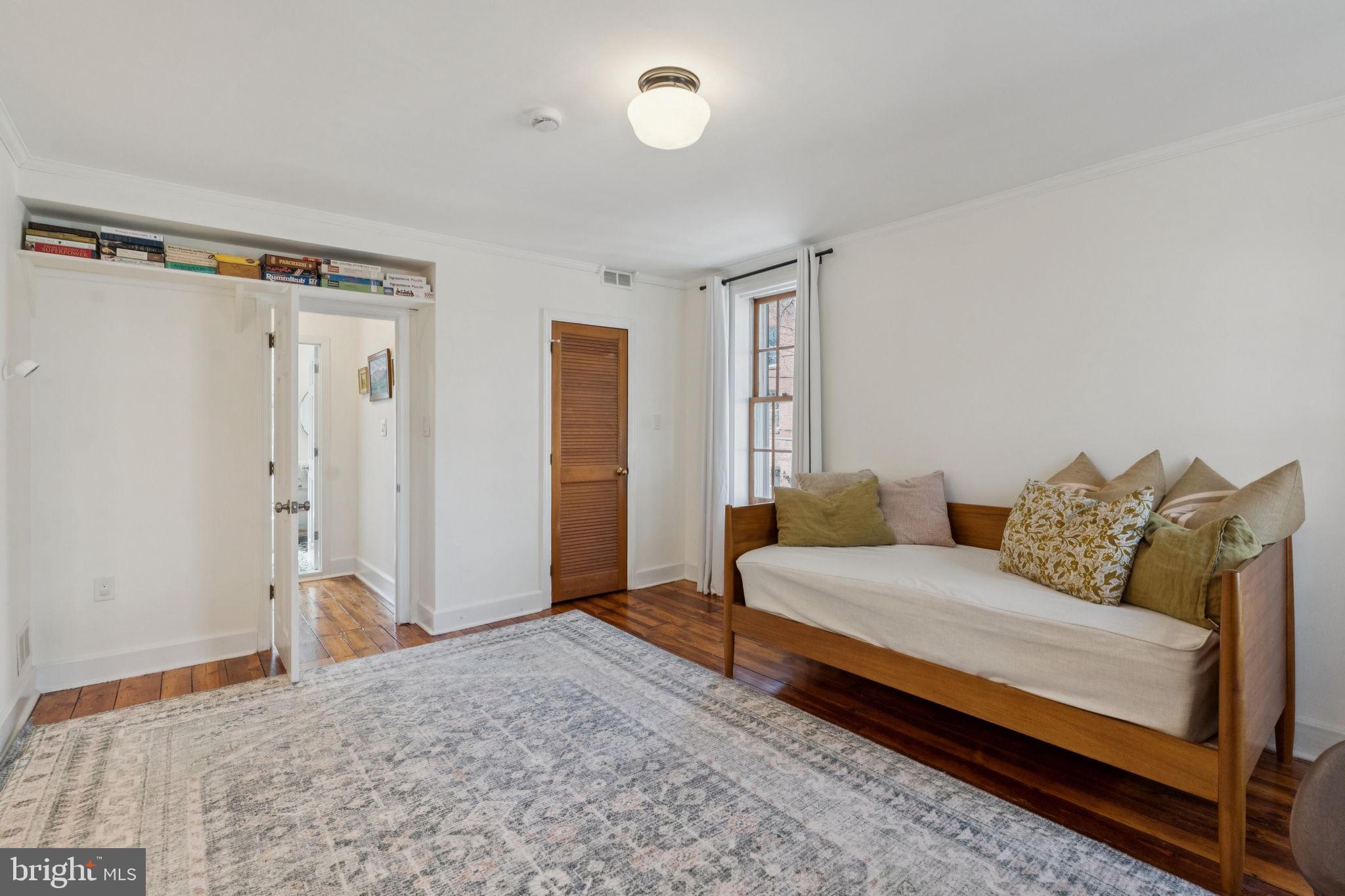 GRADUATE HOSPITAL - Residential