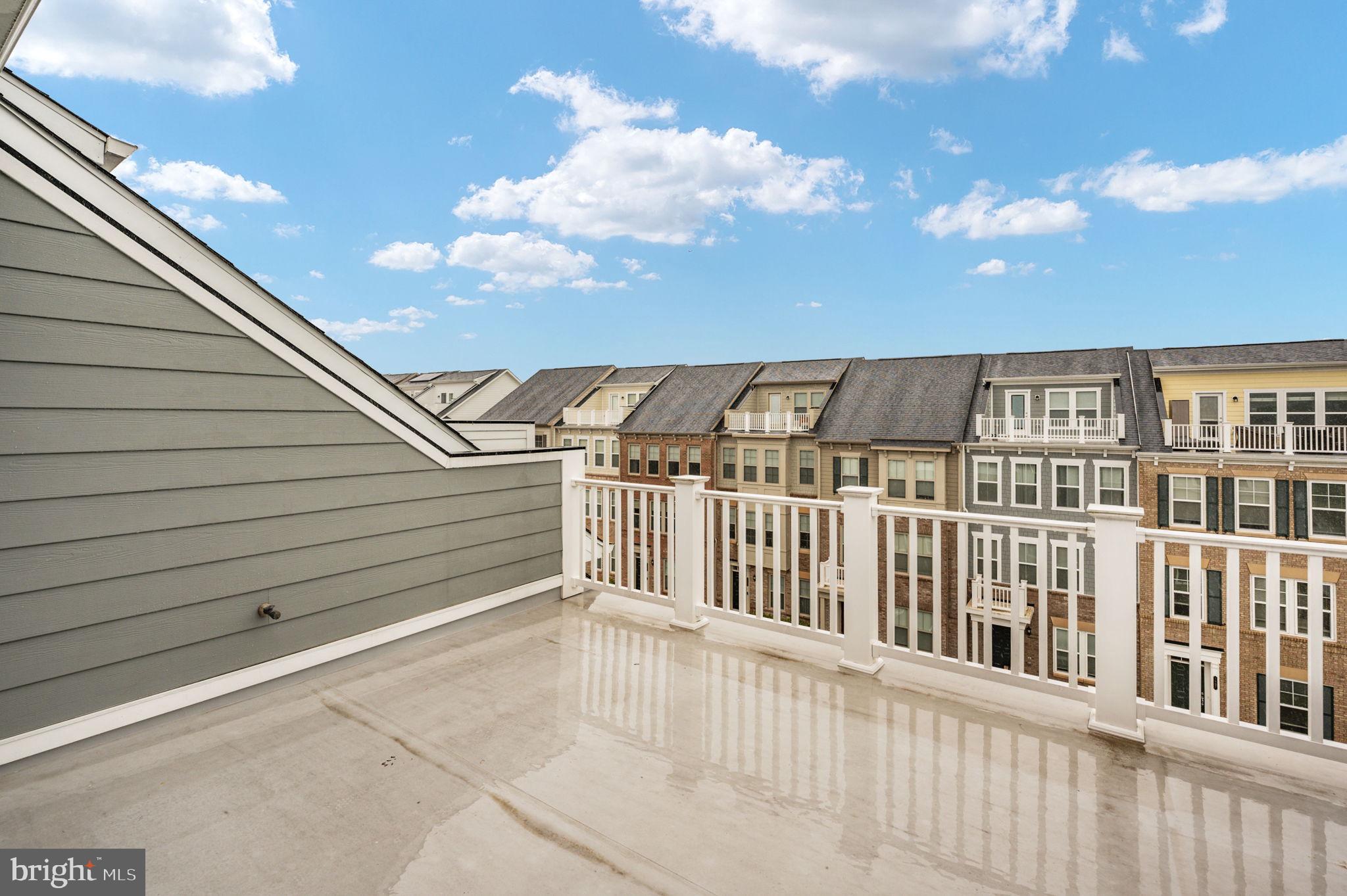 POTOMAC SHORES - Residential