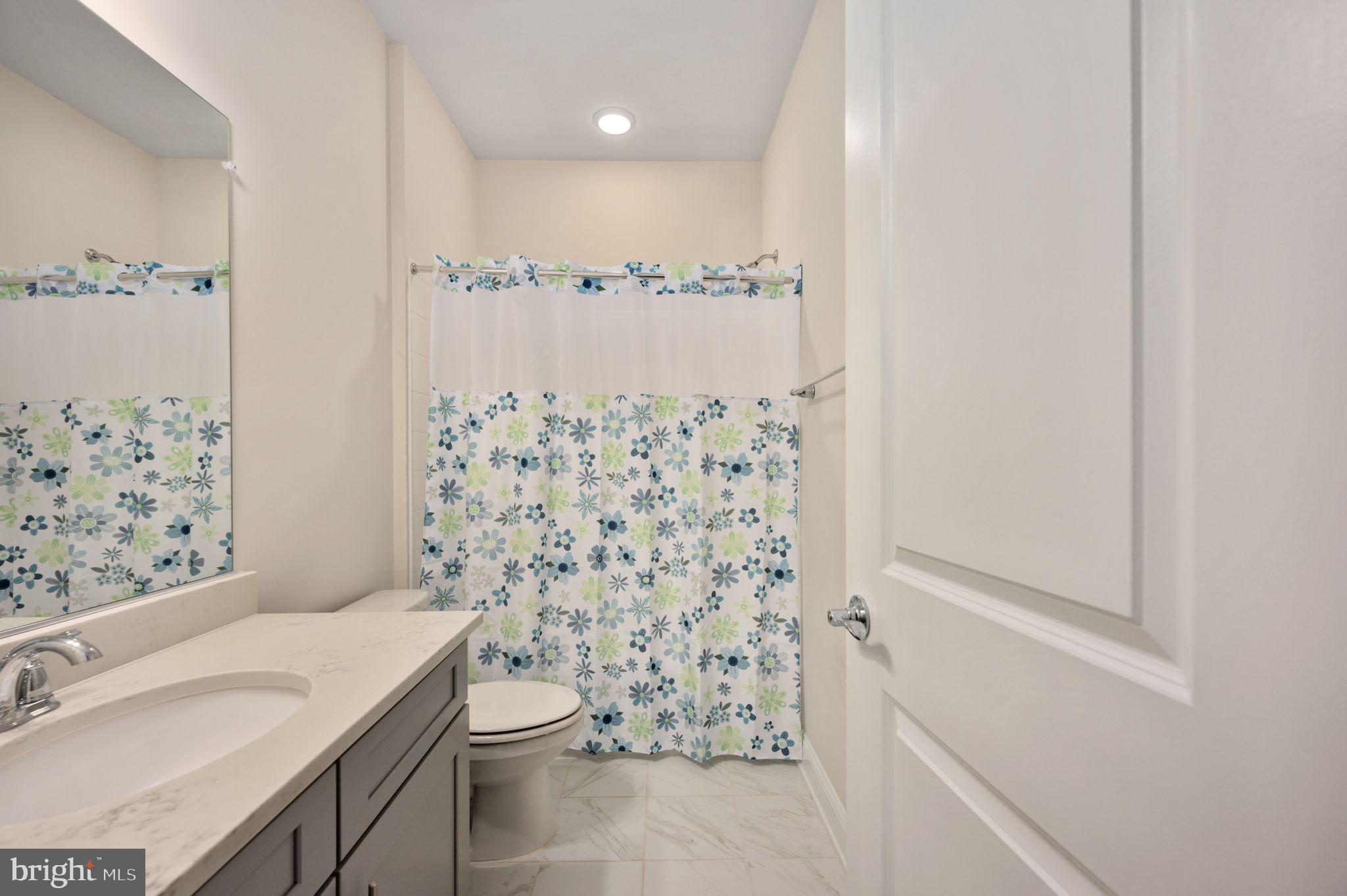 POTOMAC SHORES - Residential