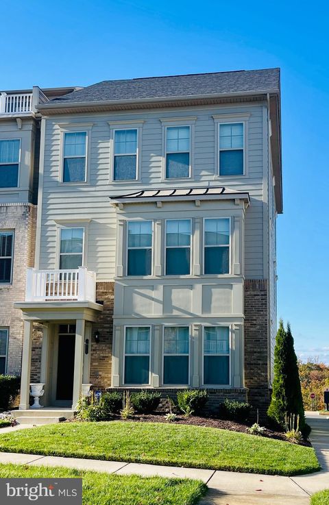 2073 ALDER LANE DUMFRIES VA 22026