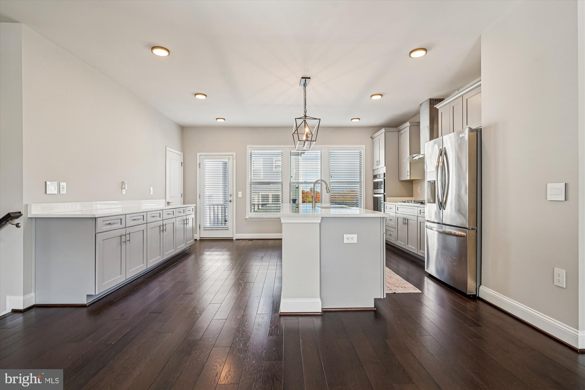 POTOMAC SHORES - Residential