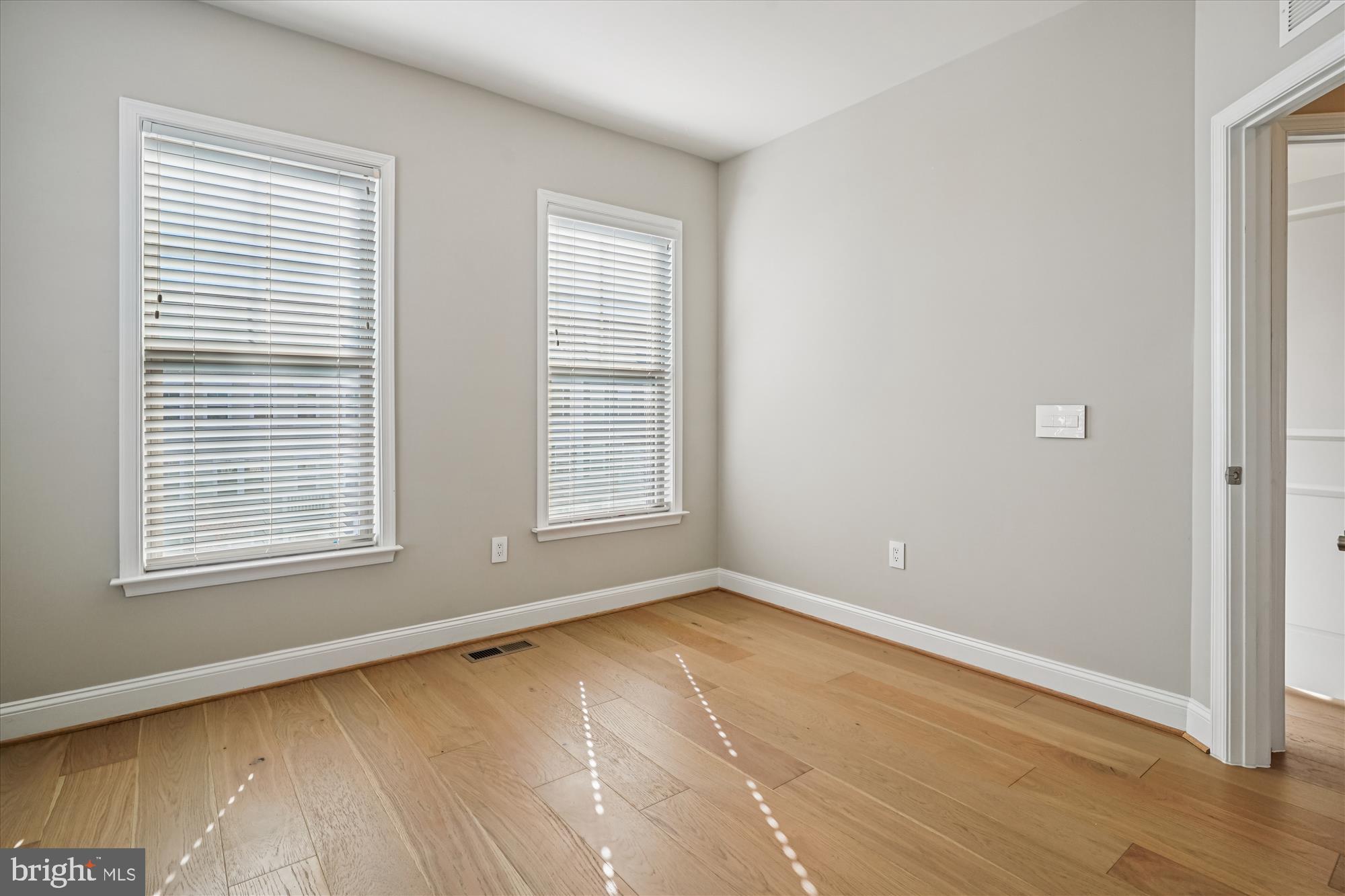 POTOMAC SHORES - Residential