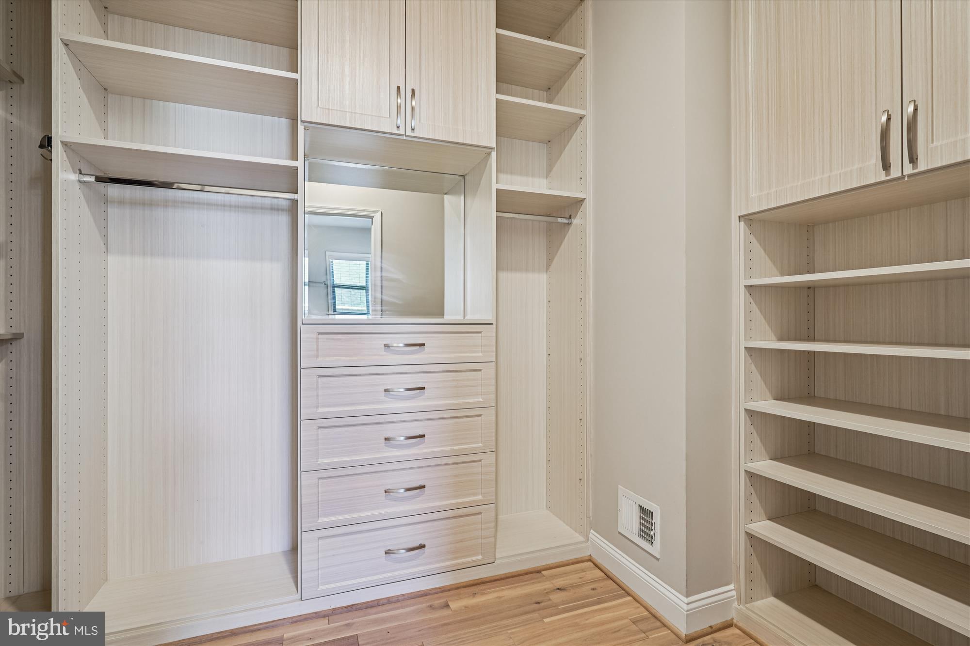 POTOMAC SHORES - Residential