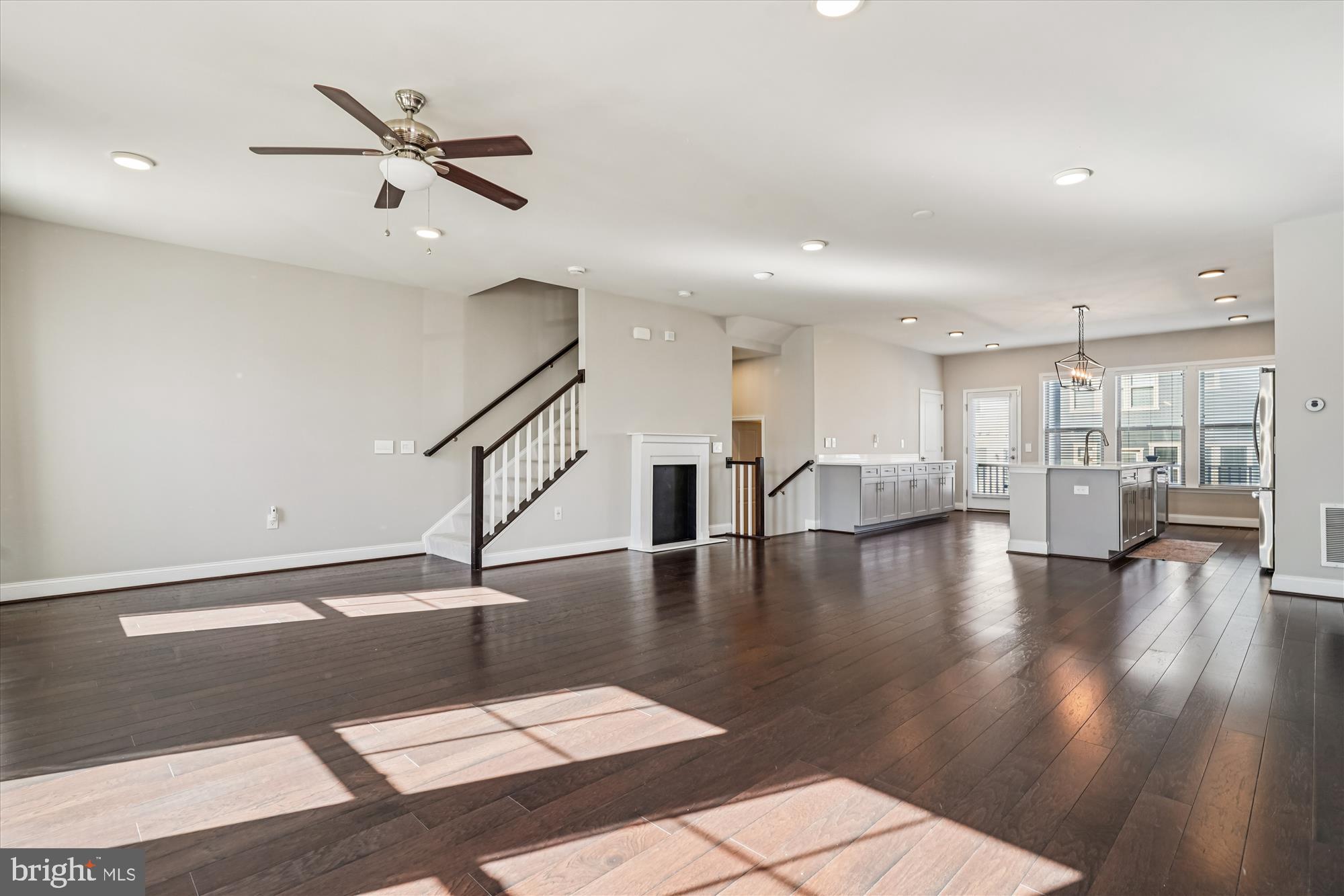 POTOMAC SHORES - Residential