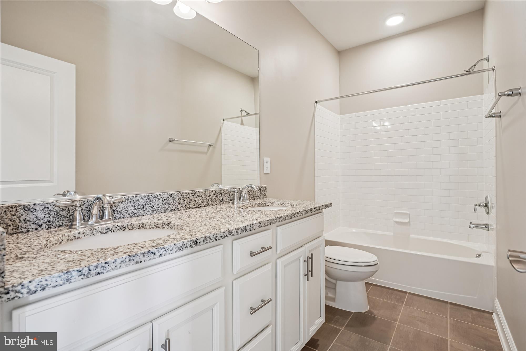 POTOMAC SHORES - Residential