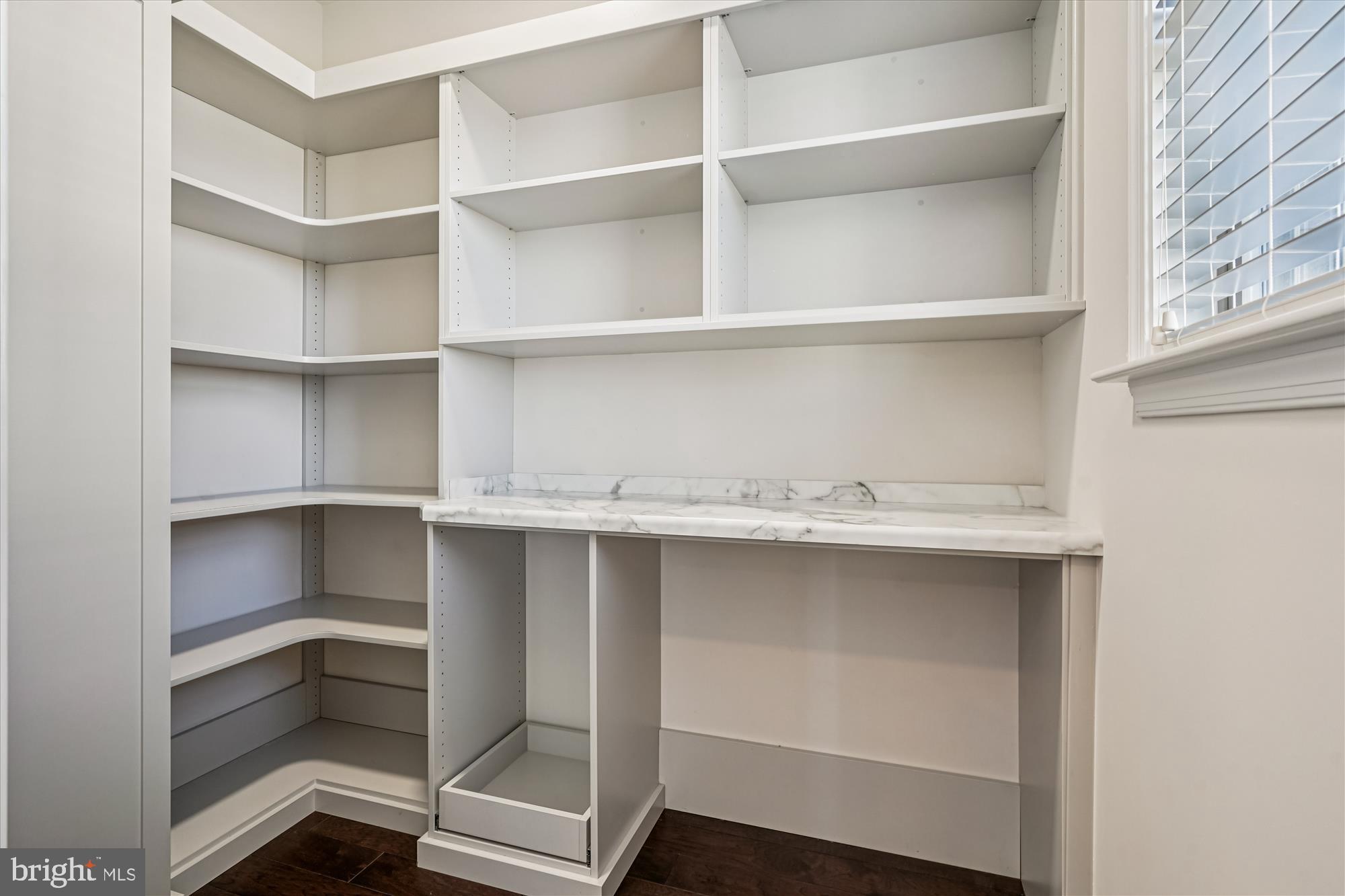 POTOMAC SHORES - Residential