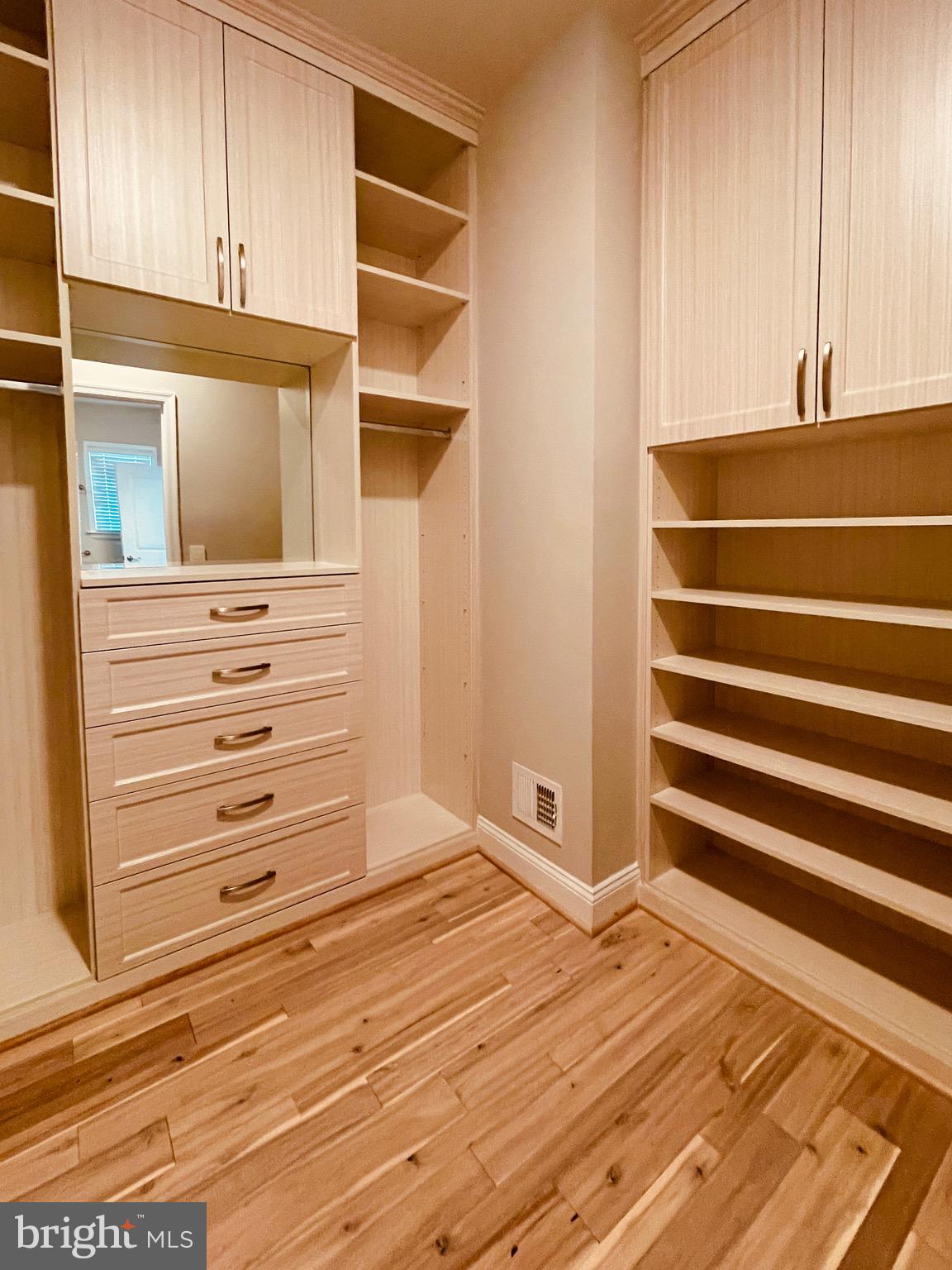 POTOMAC SHORES - Residential