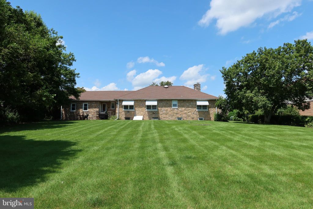 Photo of 1526 Sandy Hill Rd, PLYMOUTH MEETING, PA 19462 (MLS # PAMC2150978)